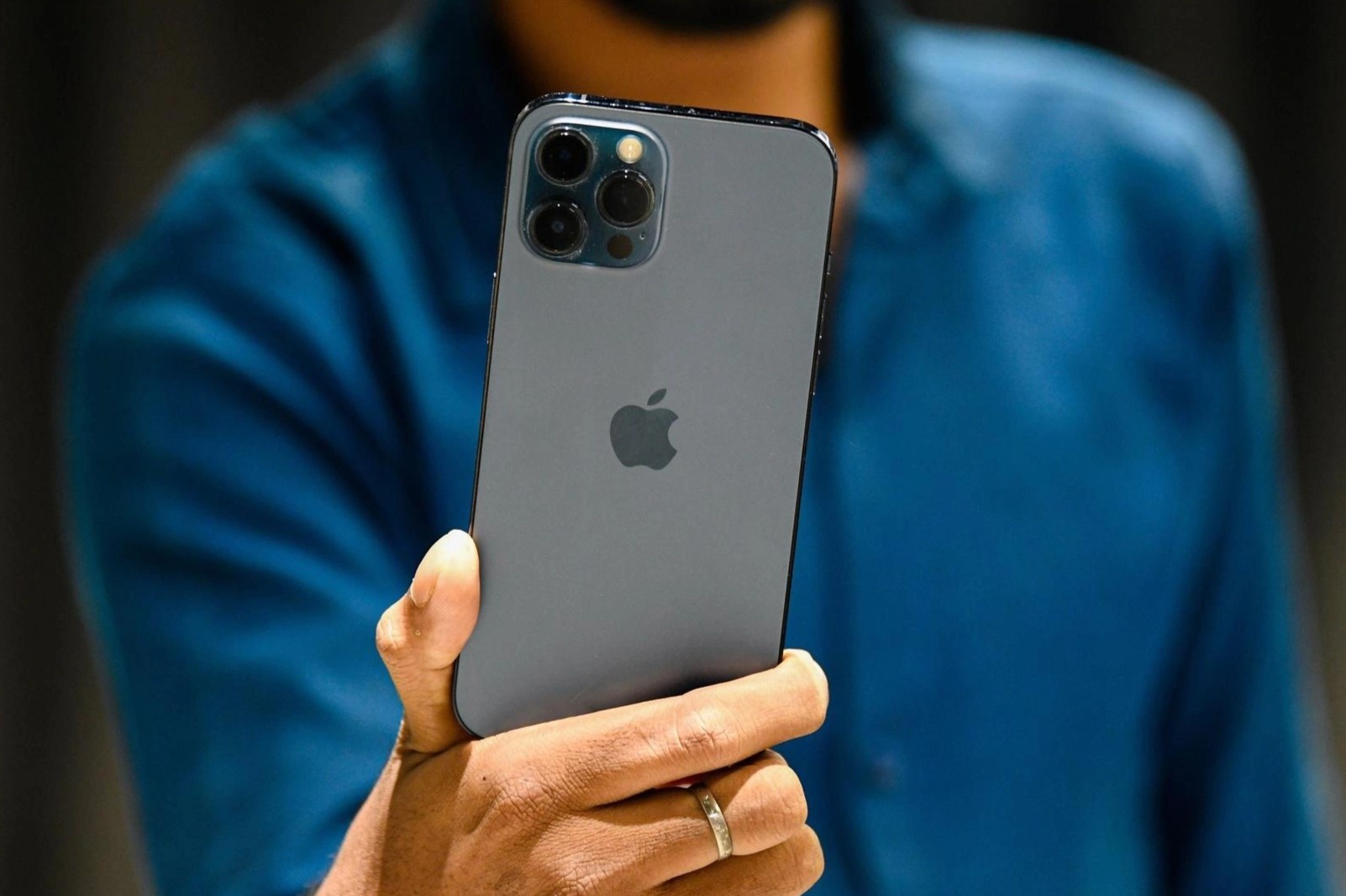 Cot moc moi cua Apple hinh anh