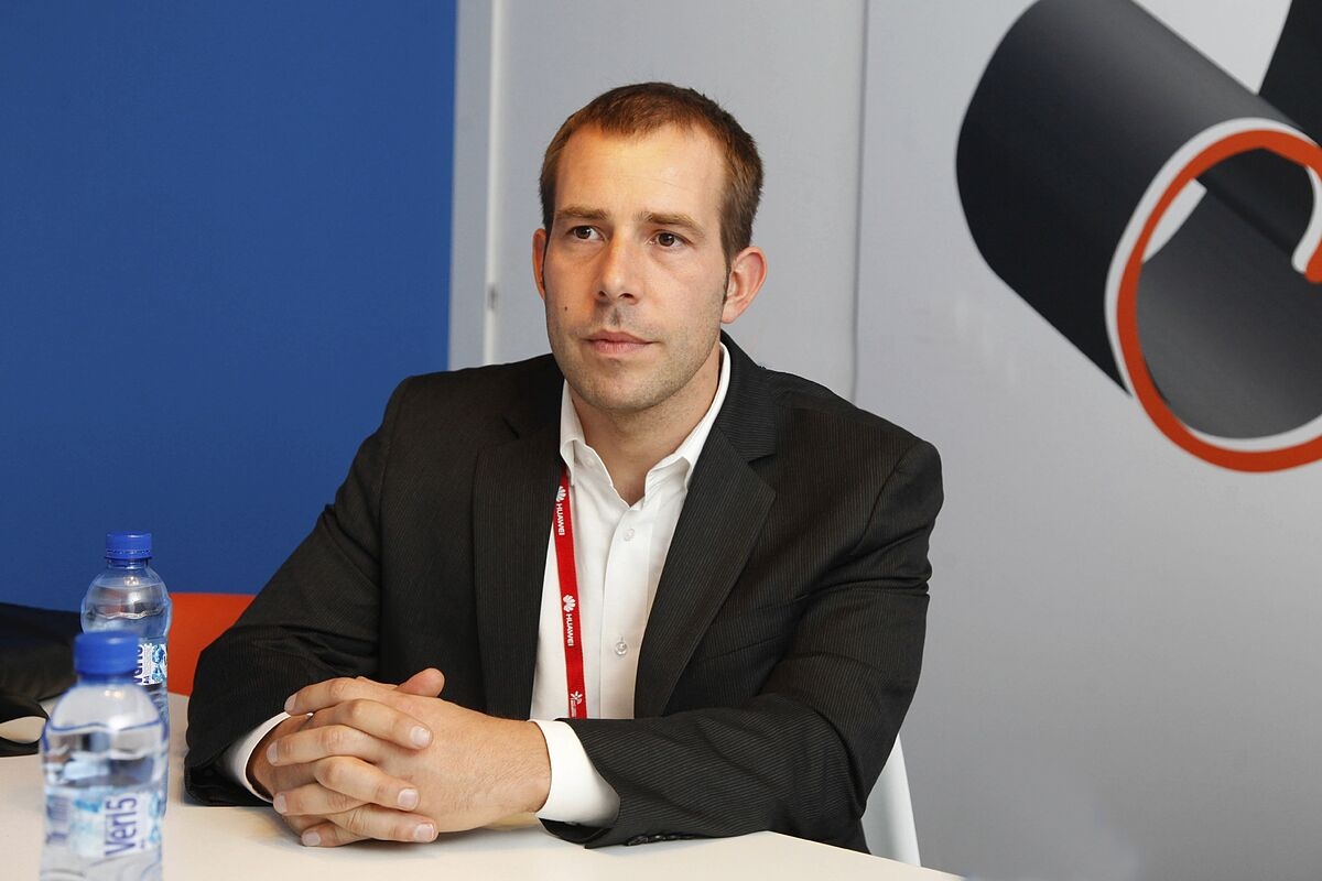 Cong than Facebook anh 2