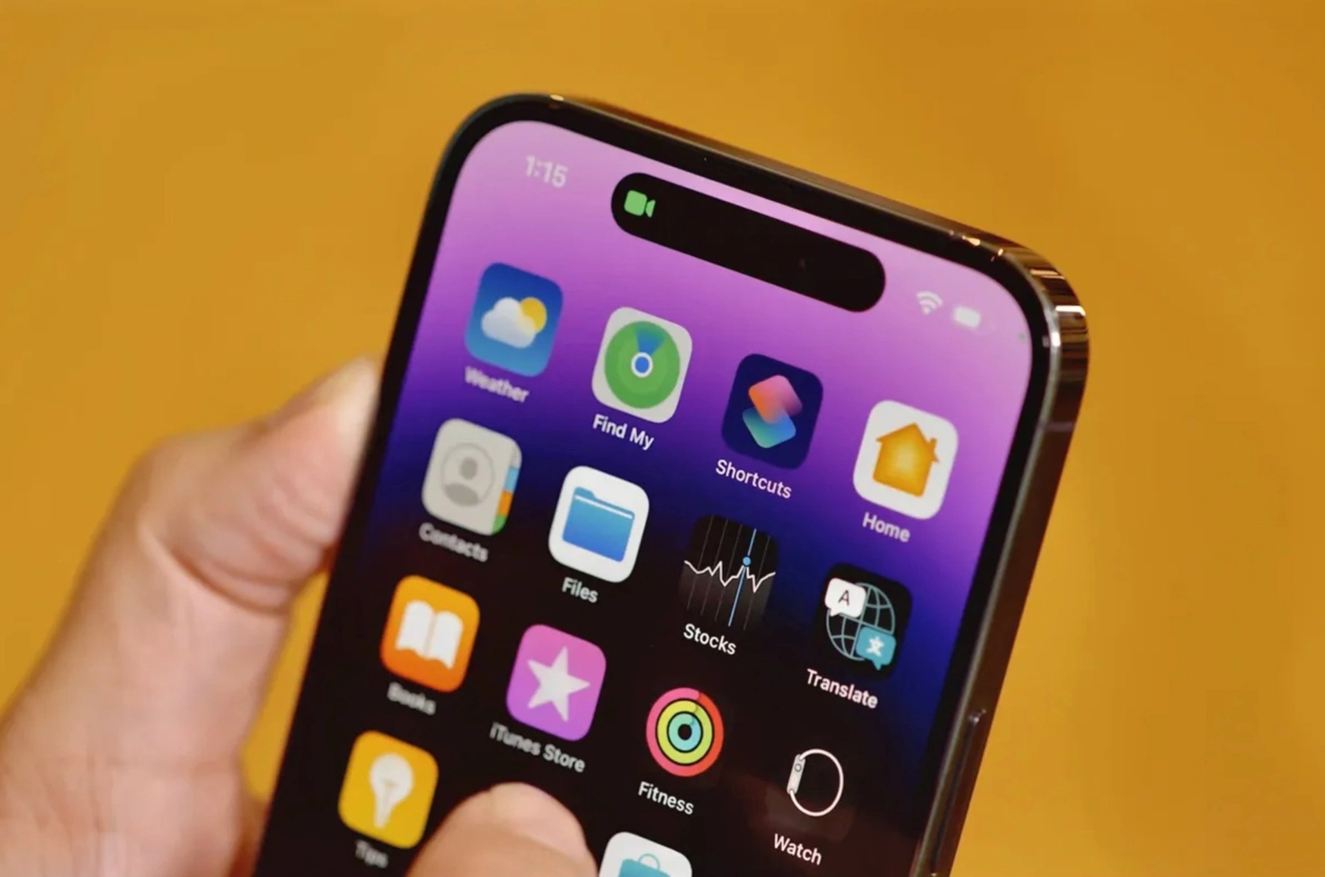 Thay doi lon tren iPhone 15 hinh anh