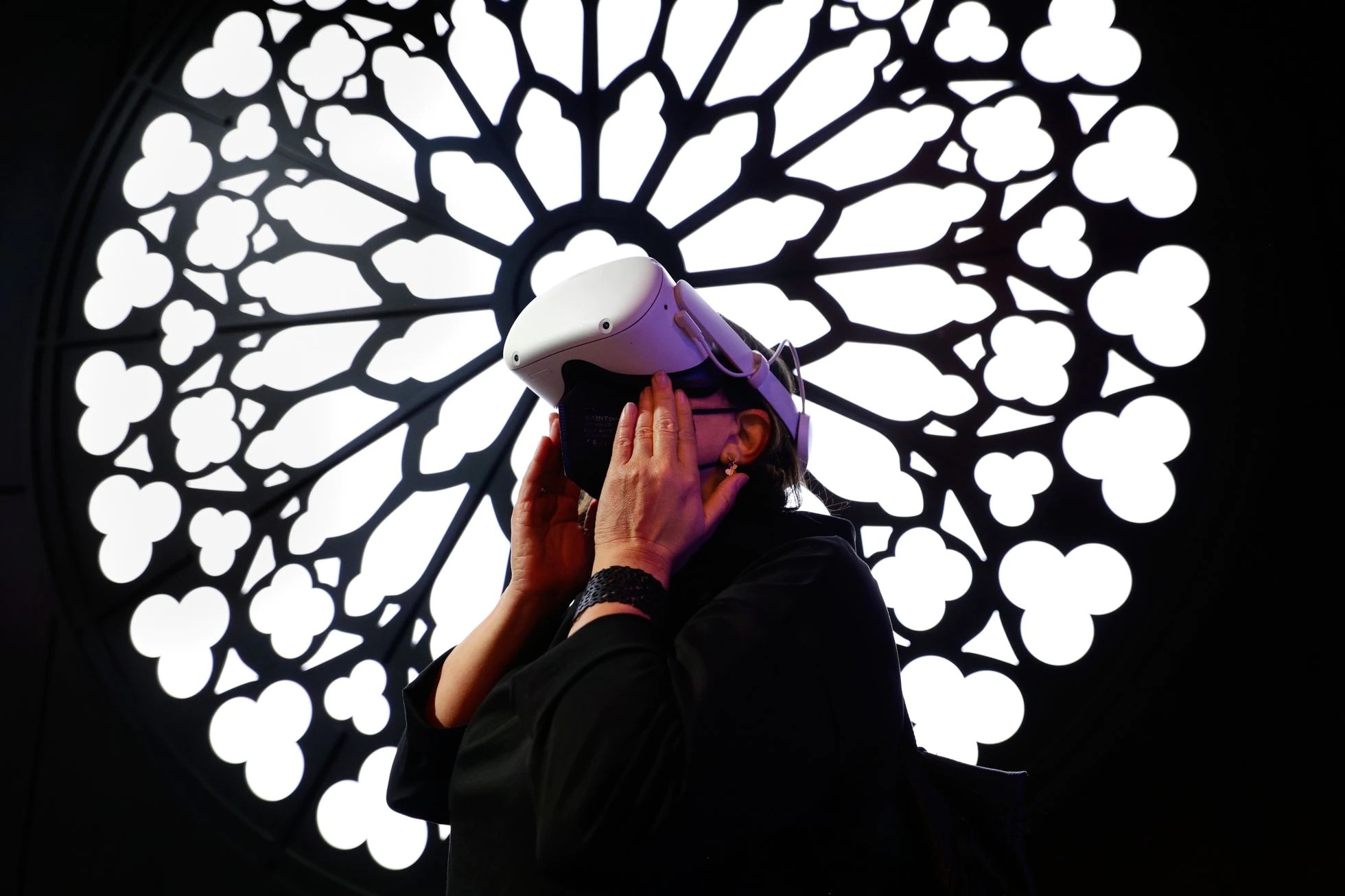 nhan luc trong metaverse anh 2