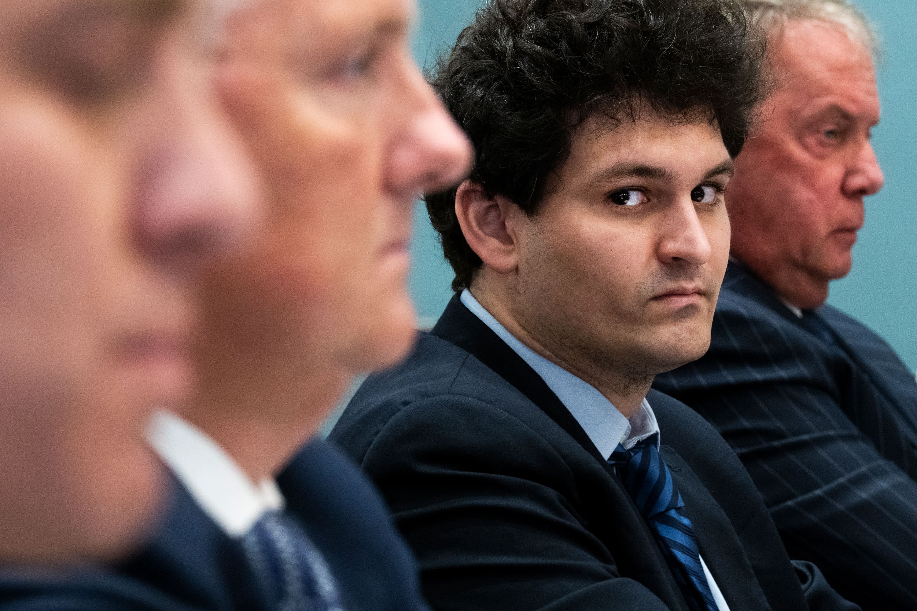 FTX bat tay Alameda Research anh 2