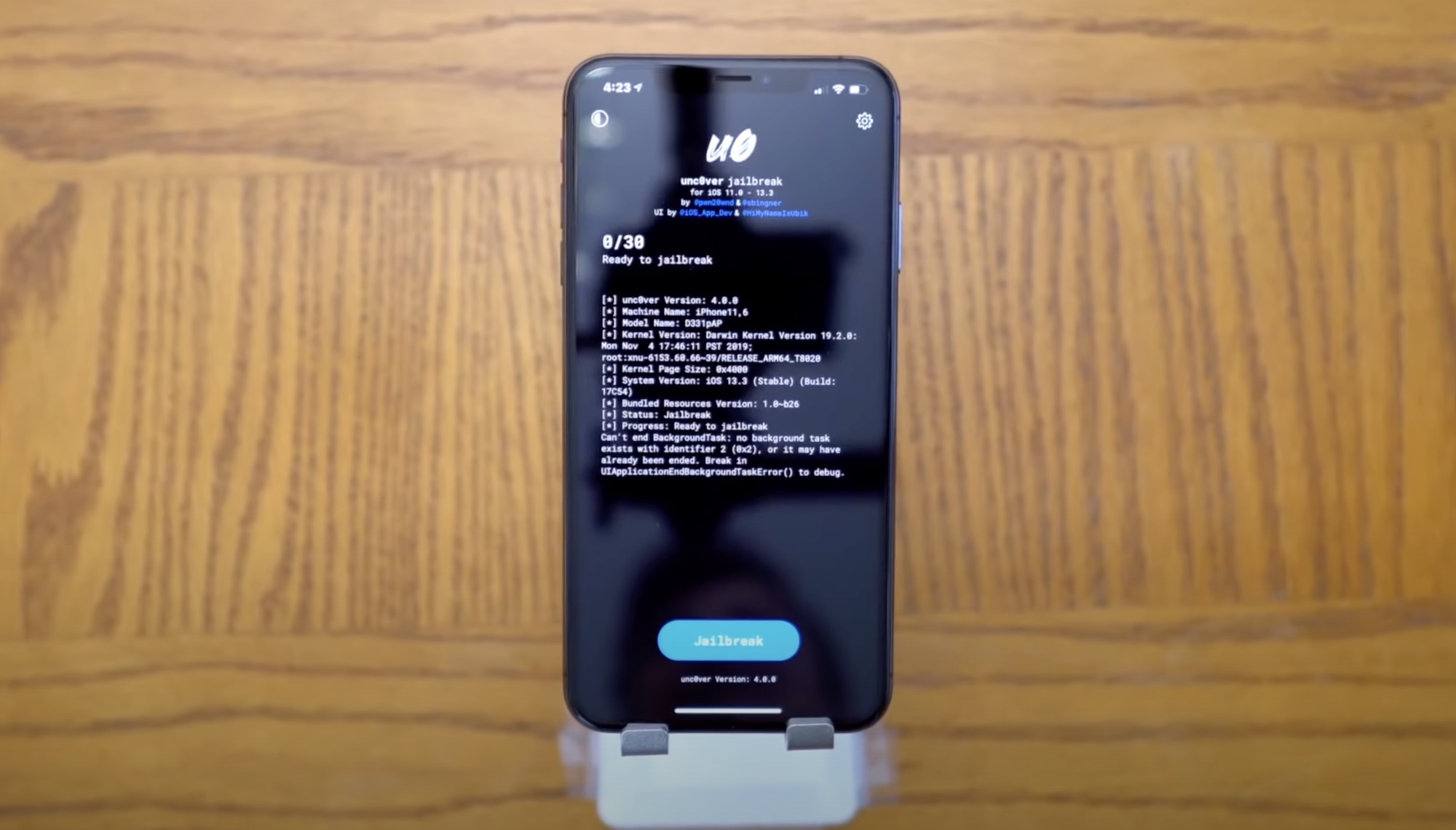 Jailbreak iPhone da thoai trao hinh anh
