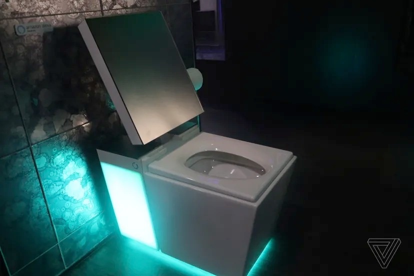 Bon cau thong minh gia 11.000 USD biet phat nhac, co tro ly ao hinh anh