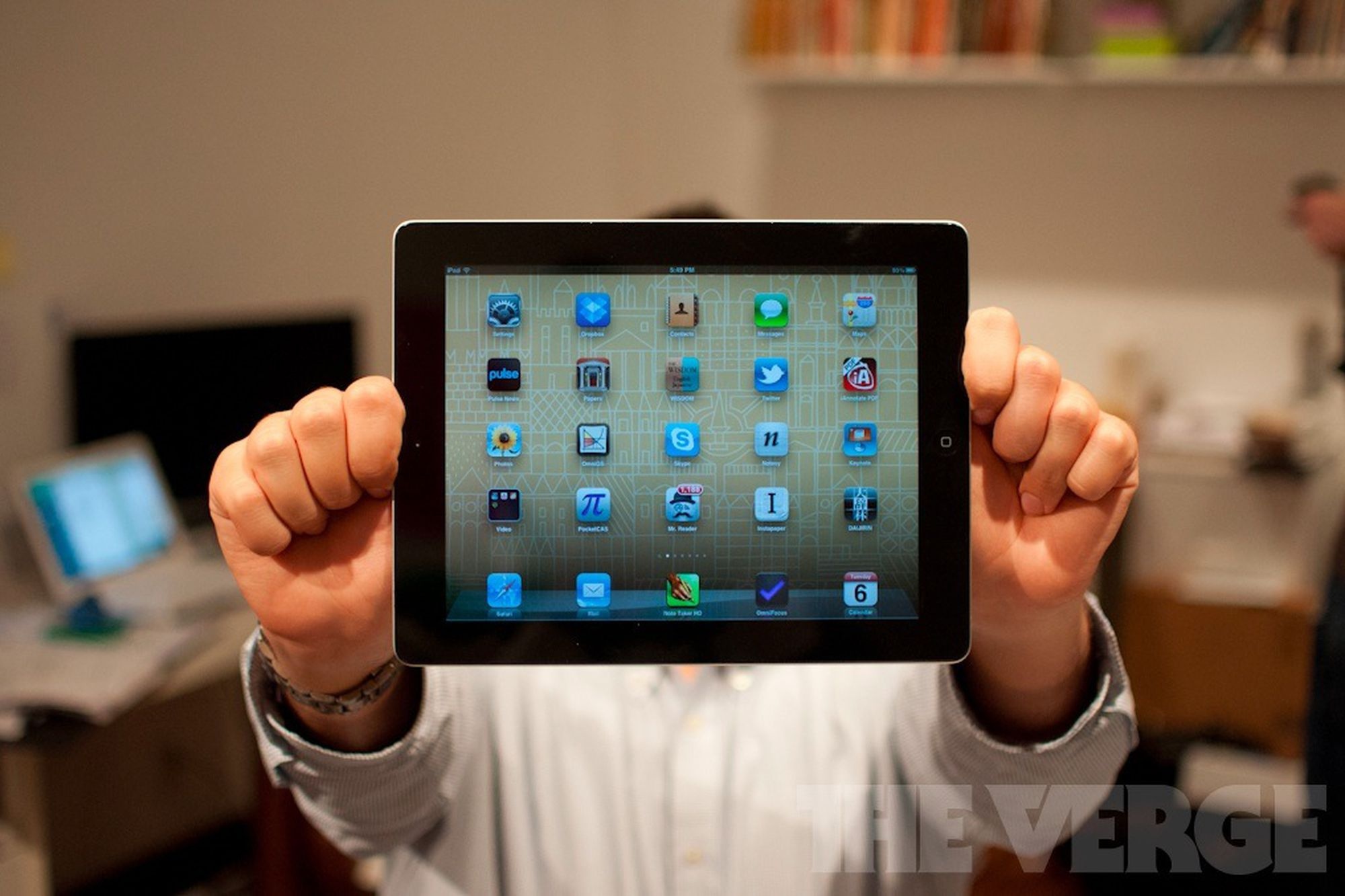 iPad te nhat lich su anh 1