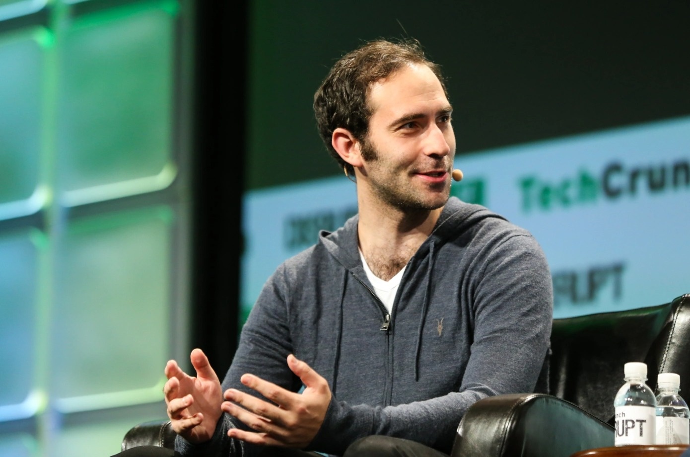 Nguoi thay the Elon Musk anh 3