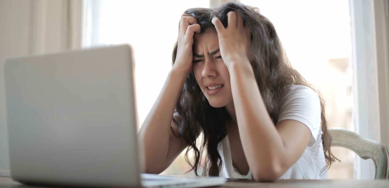 Dung luot smartphone khi nghi anh 2