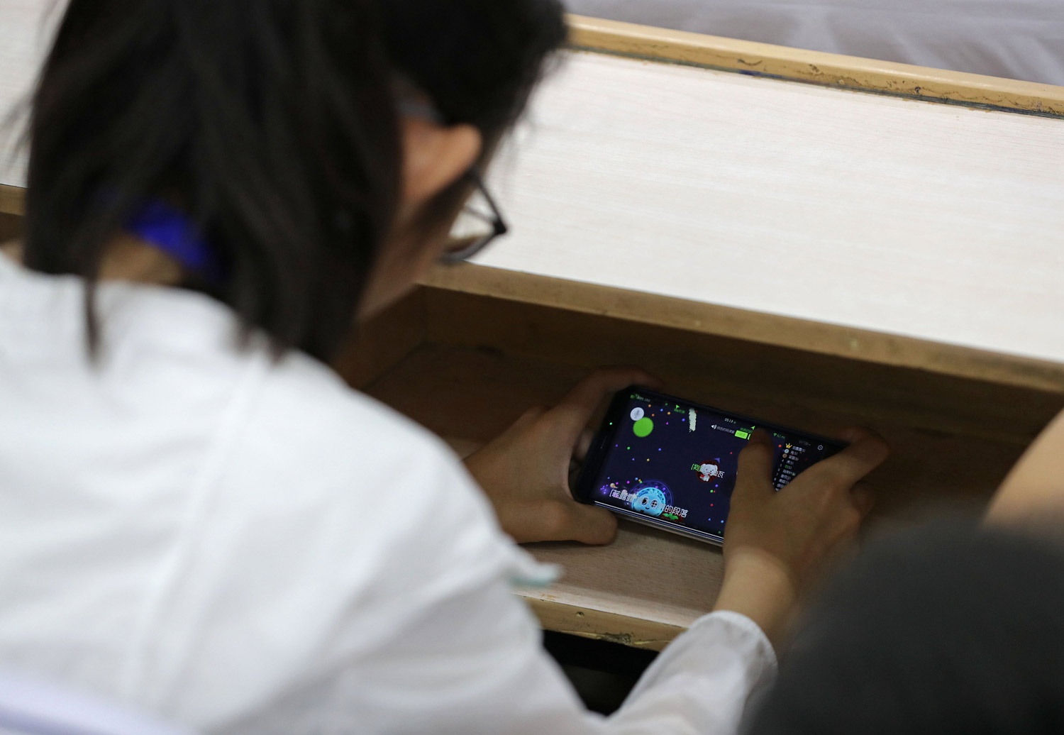 Khong the song thieu smartphone anh 2