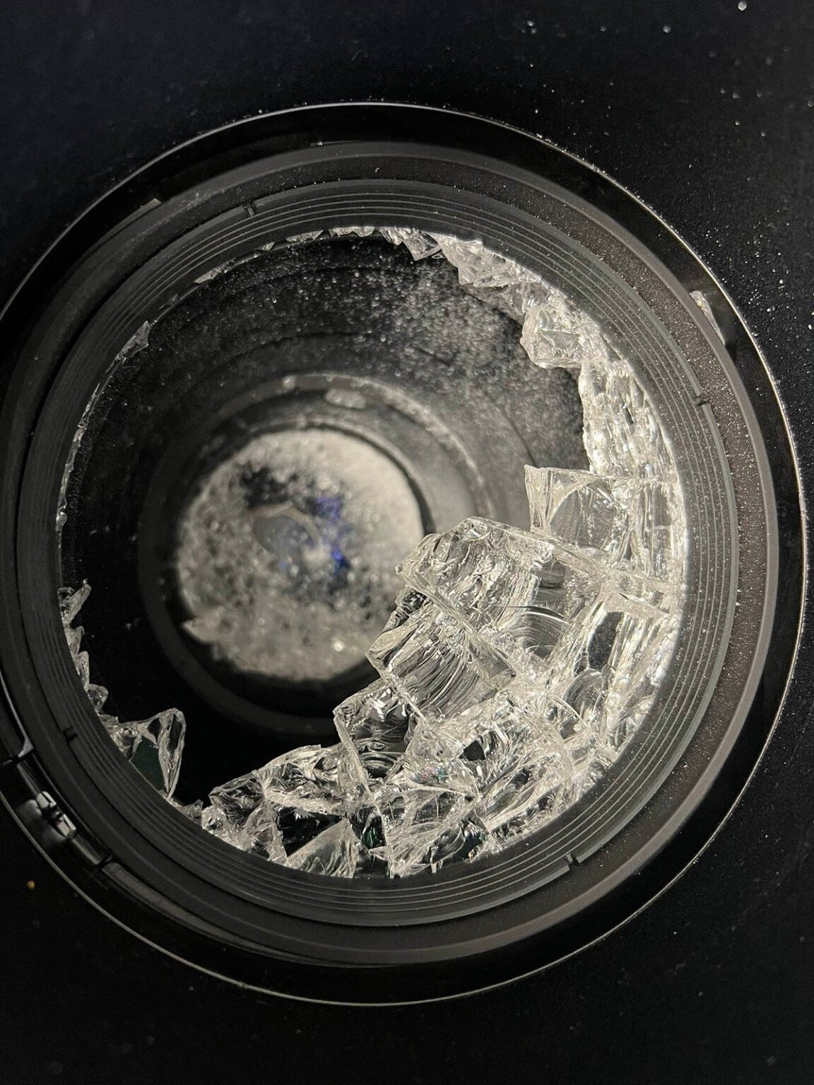 Bóng làm vỡ lens ảnh 3 Bong lam vo lens anh 3