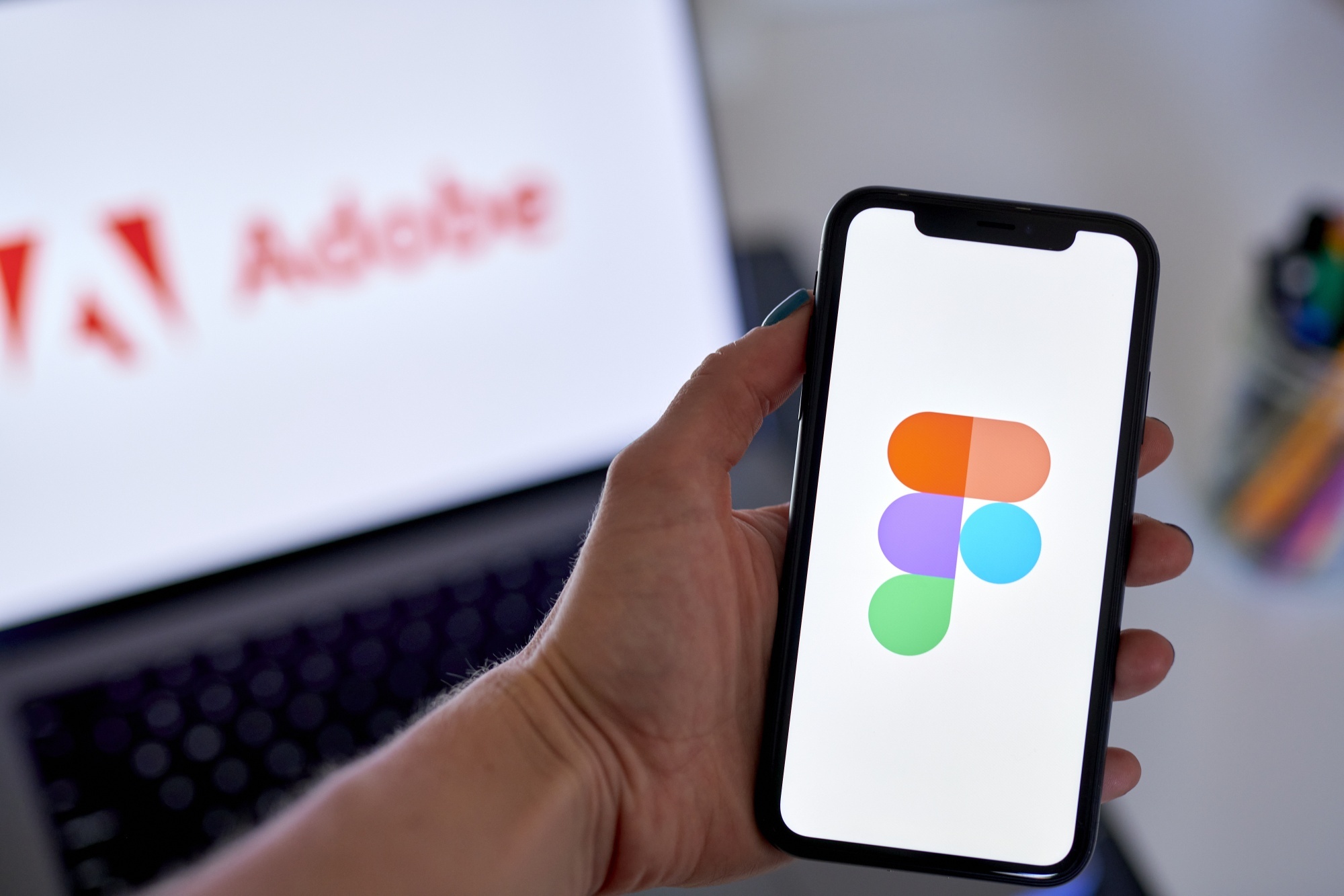 Thuong vu Adobe do be anh 1