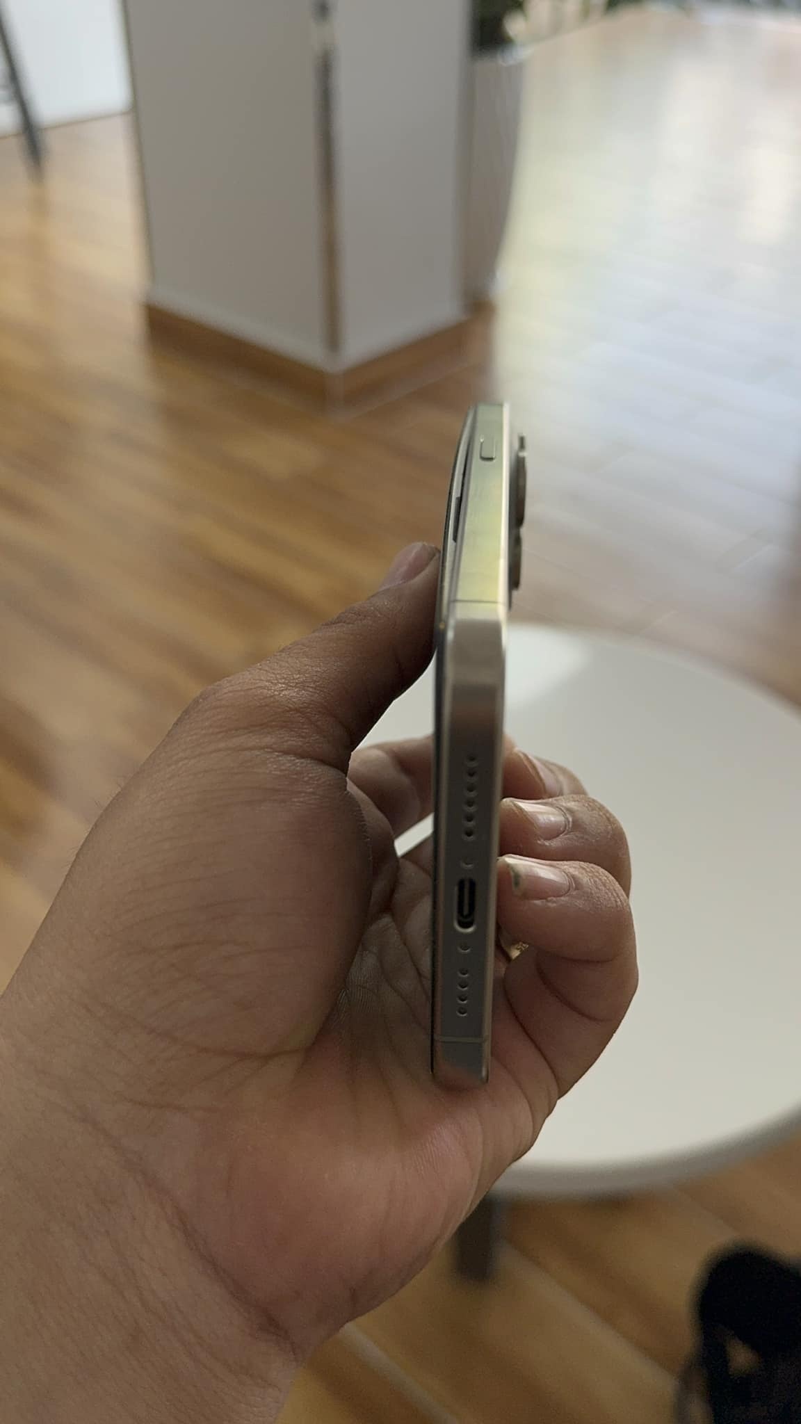 iPhone 15 phong pin anh 1