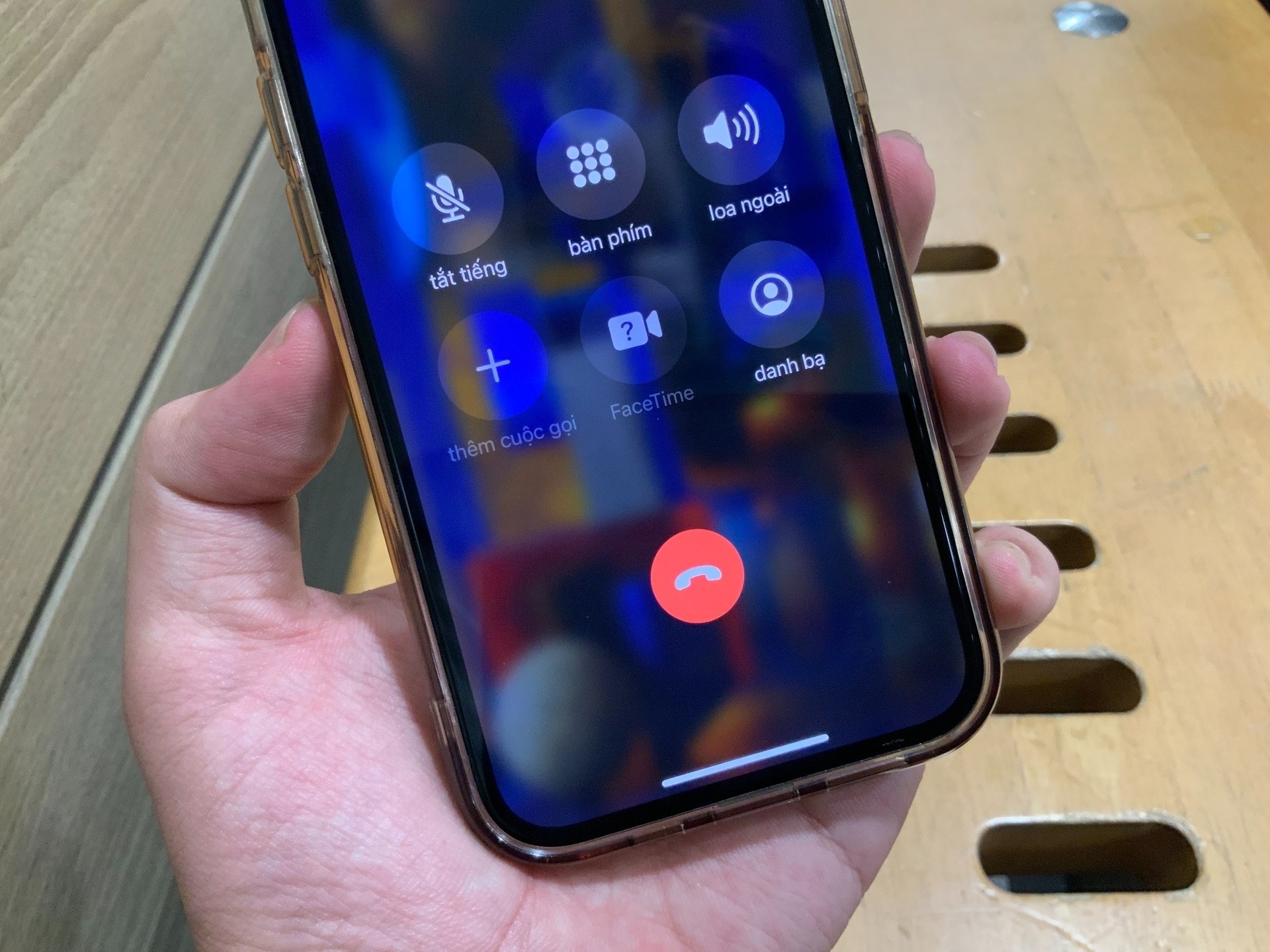 Nguoi Viet goi dien, nhan tin ngay cang it hinh anh