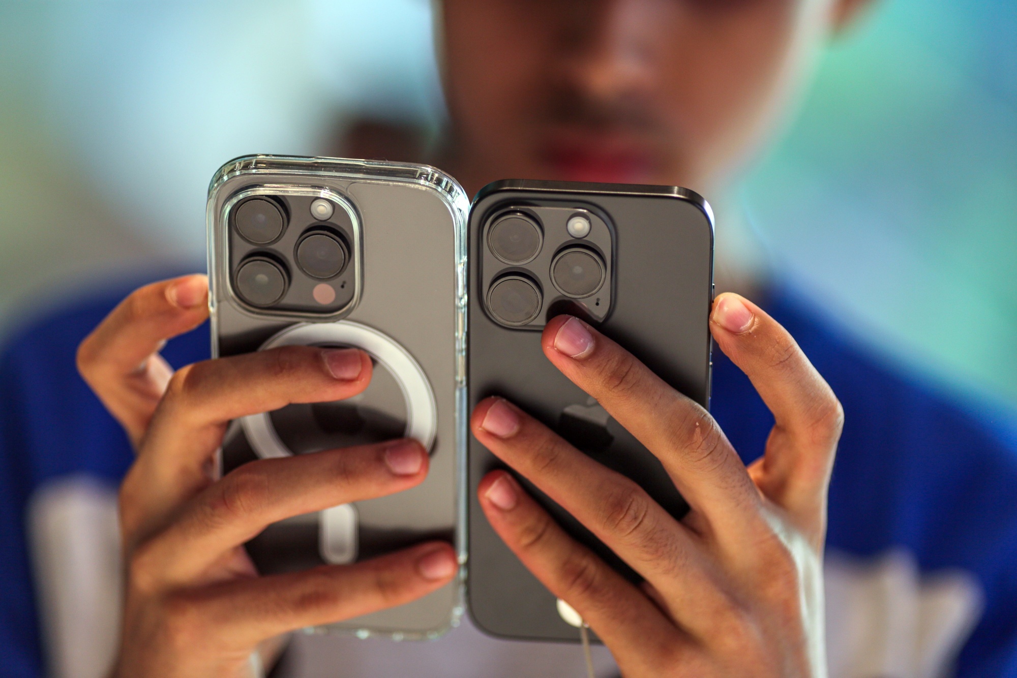 Thuong vu bom tan giua Apple va Google sap dien ra hinh anh