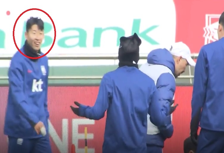 Lee Kang-in xin loi anh 3