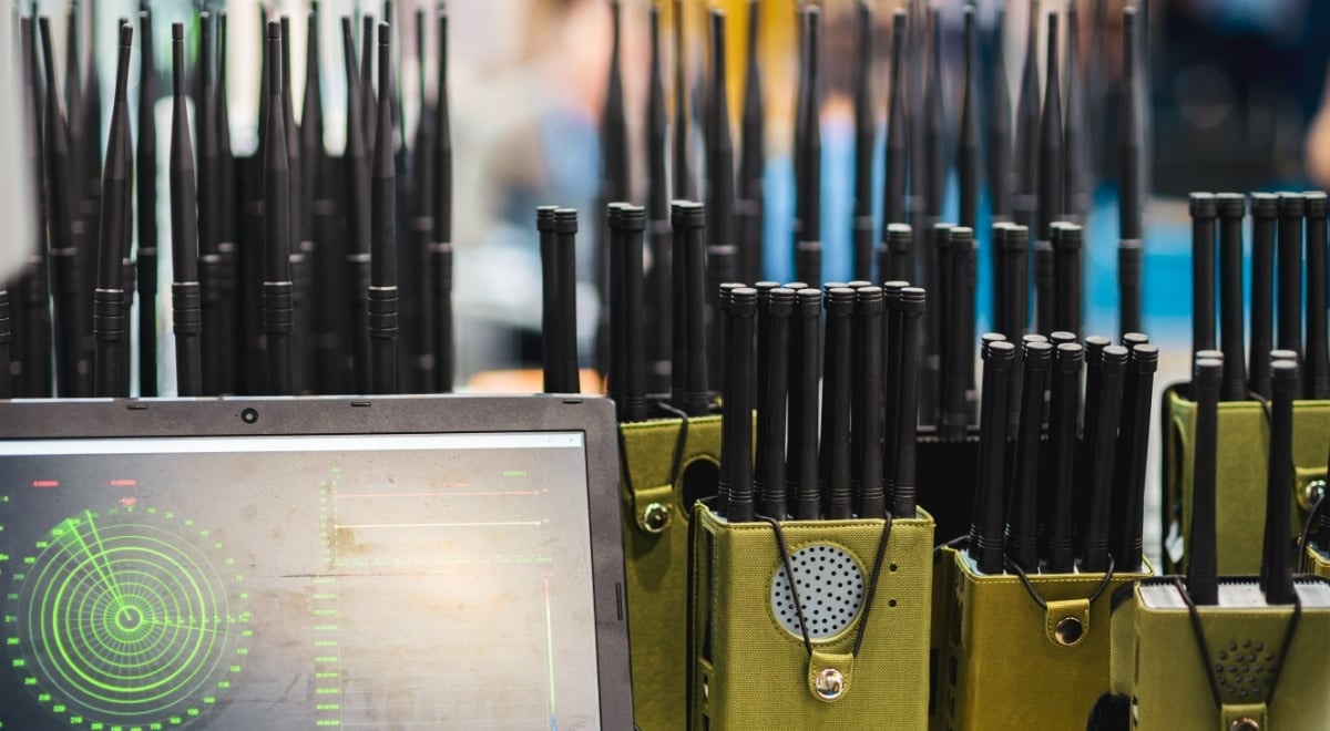 Cam ban may pha song anh 3