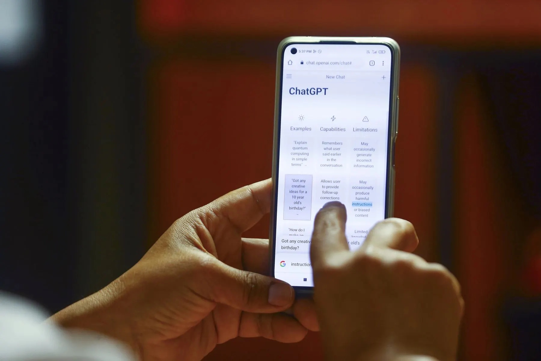 Ong chu ChatGPT bien chat anh 3