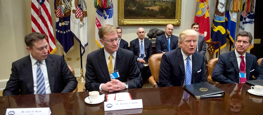 Musk Trump lam hoa anh 2