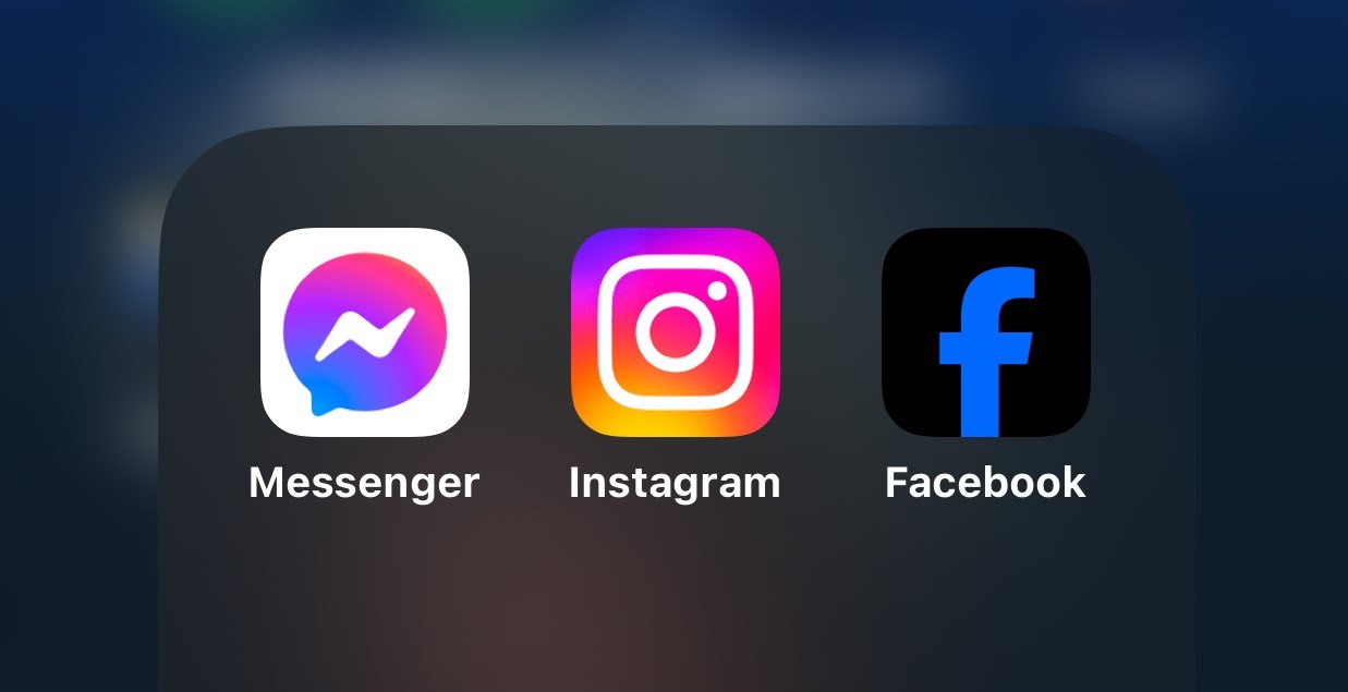 Facebook doi mau anh 1