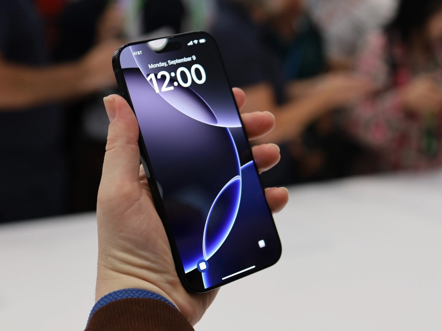 iPhone 16 co pin ‘trau’ nhat lich su hinh anh