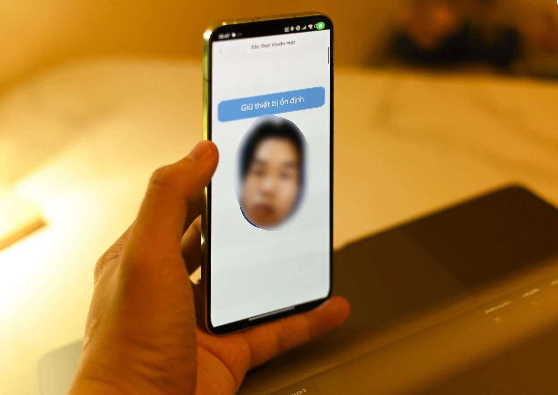 Xac thuc moi dang bai anh 2