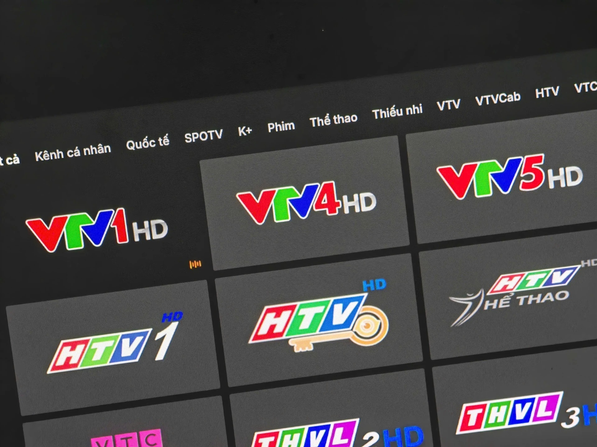Vi sao khong the xem kenh VTV2, VTV3 tren app hinh anh