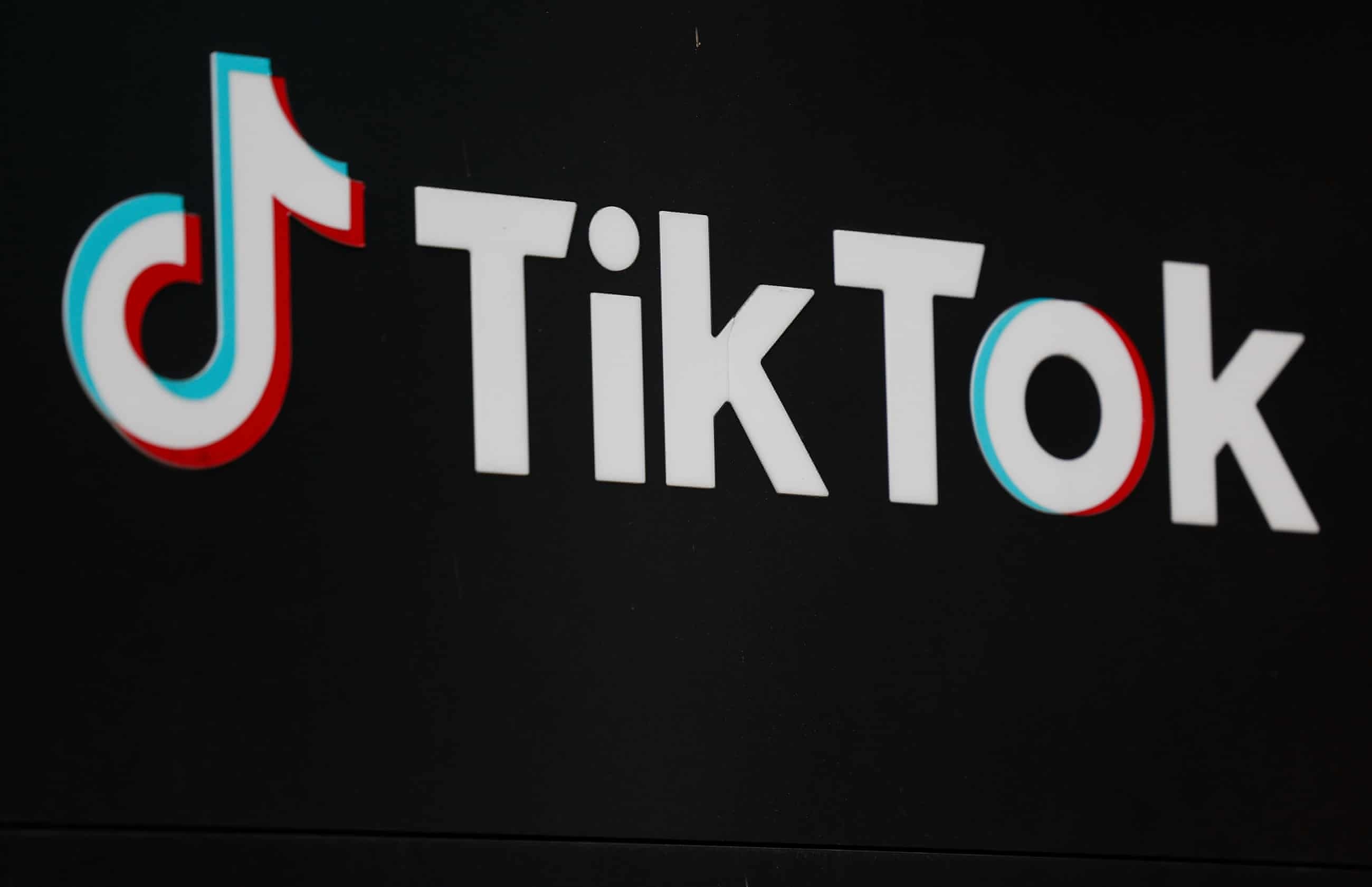 Microsoft tham gia ‘cuoc dau thau’ mua lai TikTok hinh anh