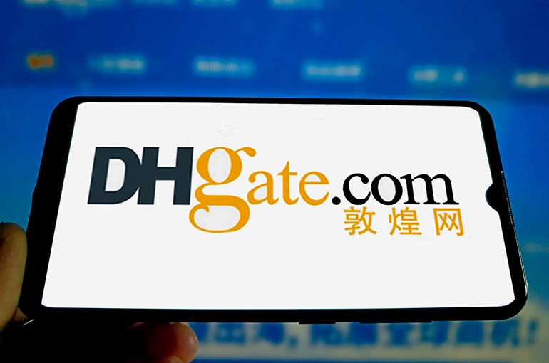 Nguoi My do xo tai app Trung Quoc sau ‘bao thue’ hinh anh