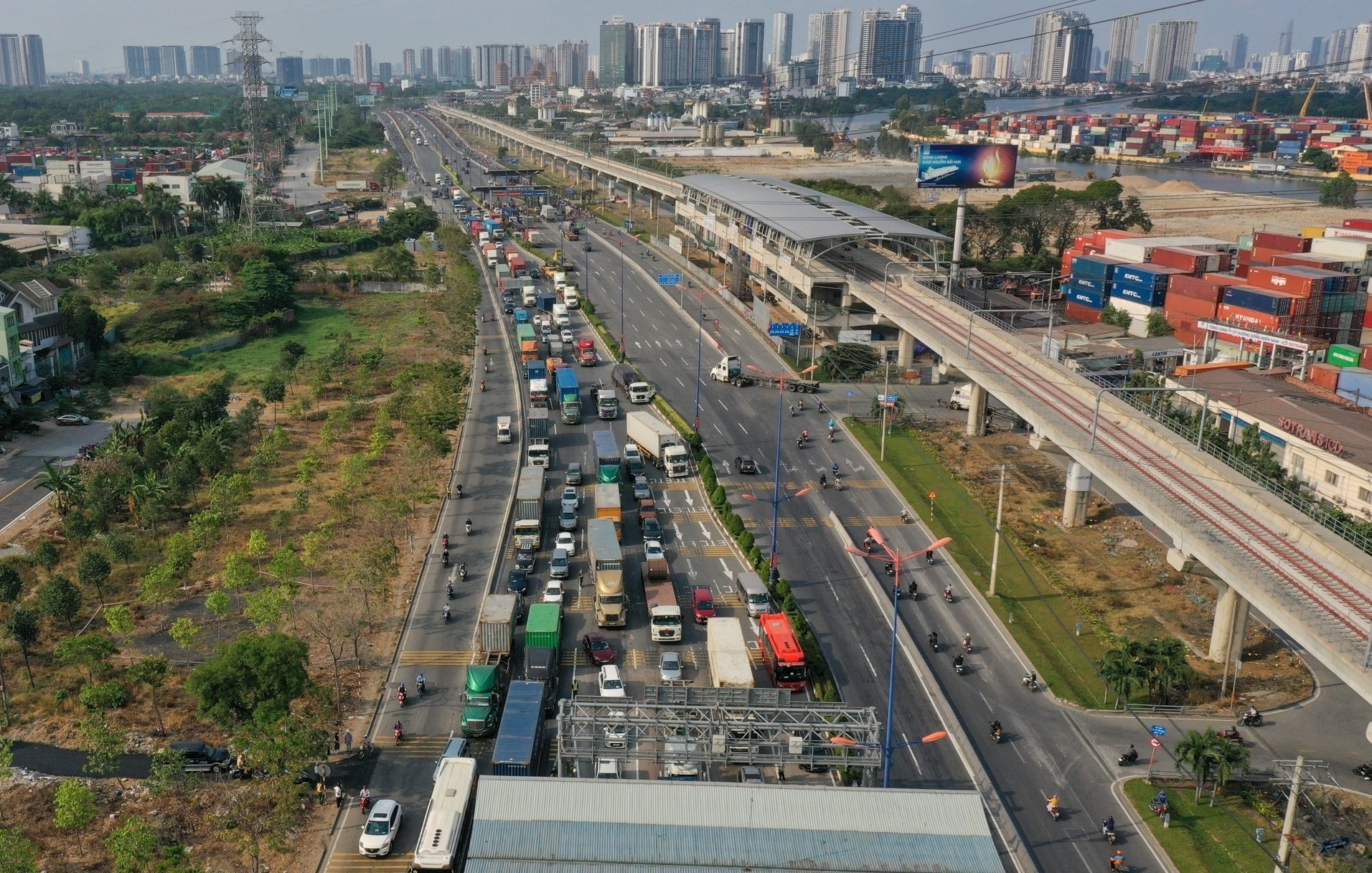 CII lai gan 900 ty dong nho thu phi BOT va bat dong san hinh anh