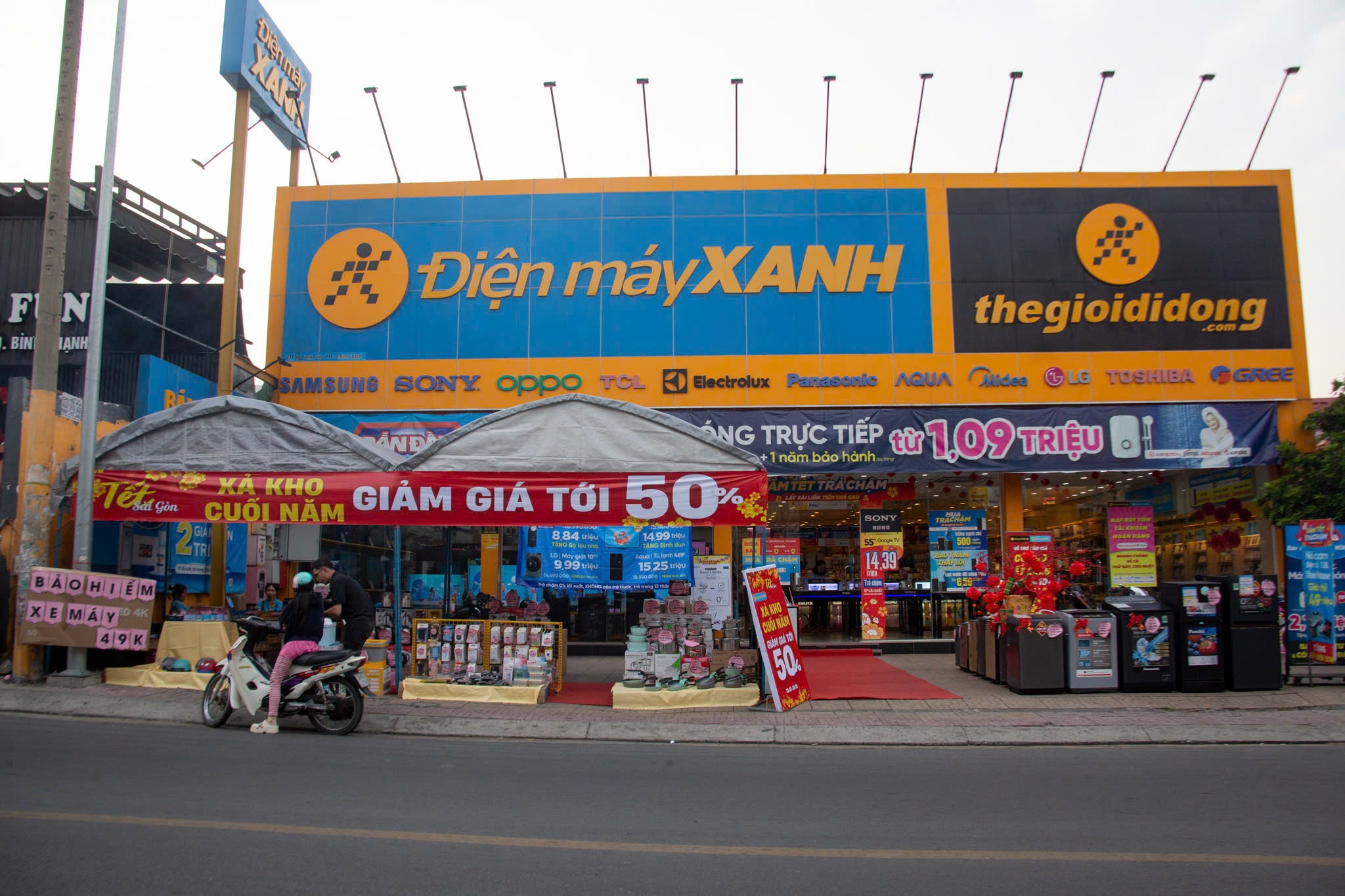 Thu hon nghin ty, The Gioi Di Dong tuyen bo dung nhat chuoi me va be hinh anh