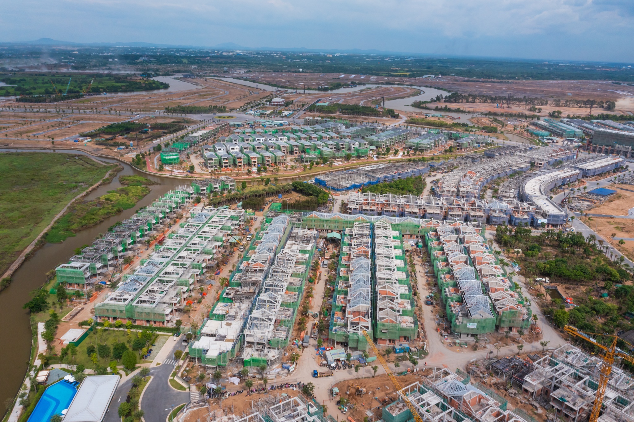 Lap to cong tac go vuong cho cac du an cua Novaland hinh anh