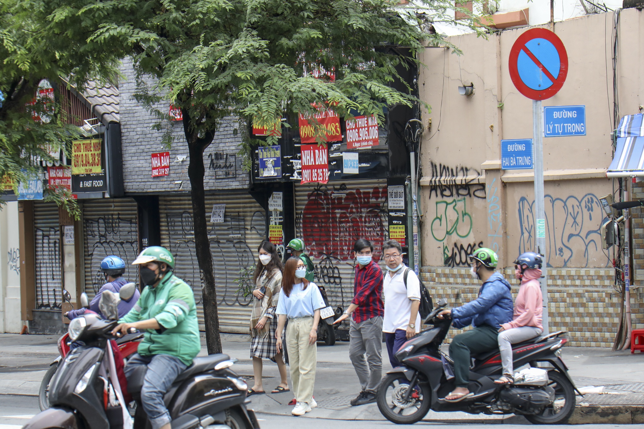 mat bang trung tam anh 12