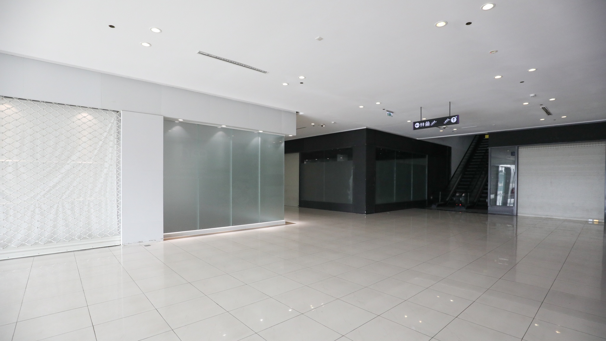 trung tam thuong mai anh 5