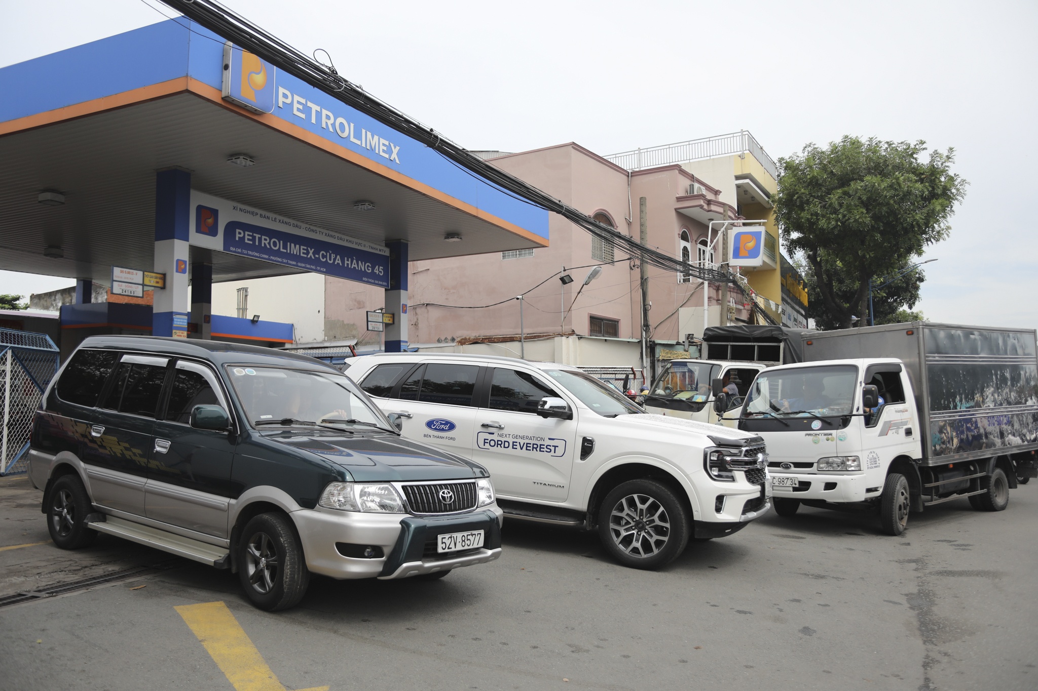 cay xang TP.HCM anh 9