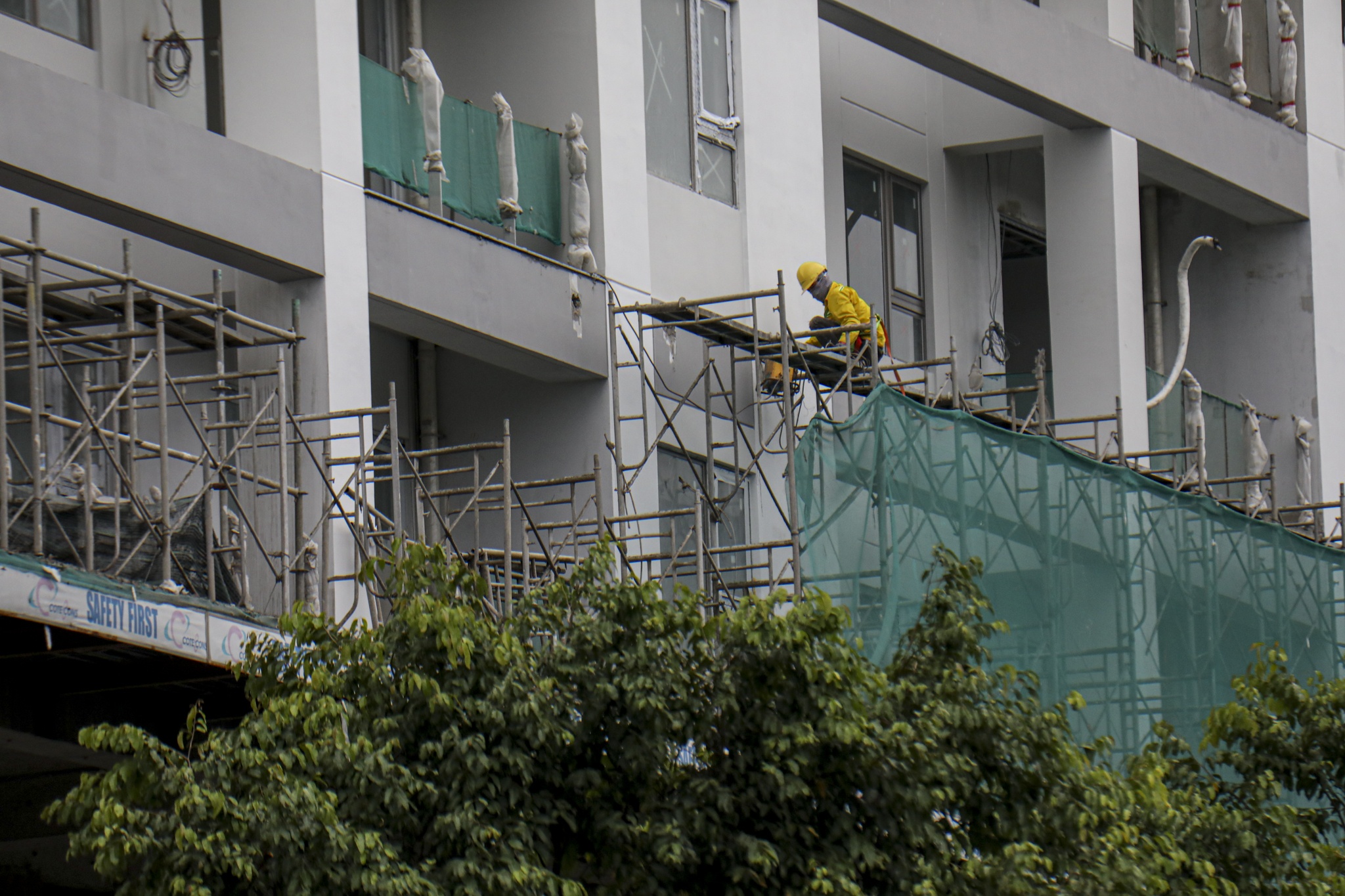 Nganh xay dung chua het kho hinh anh