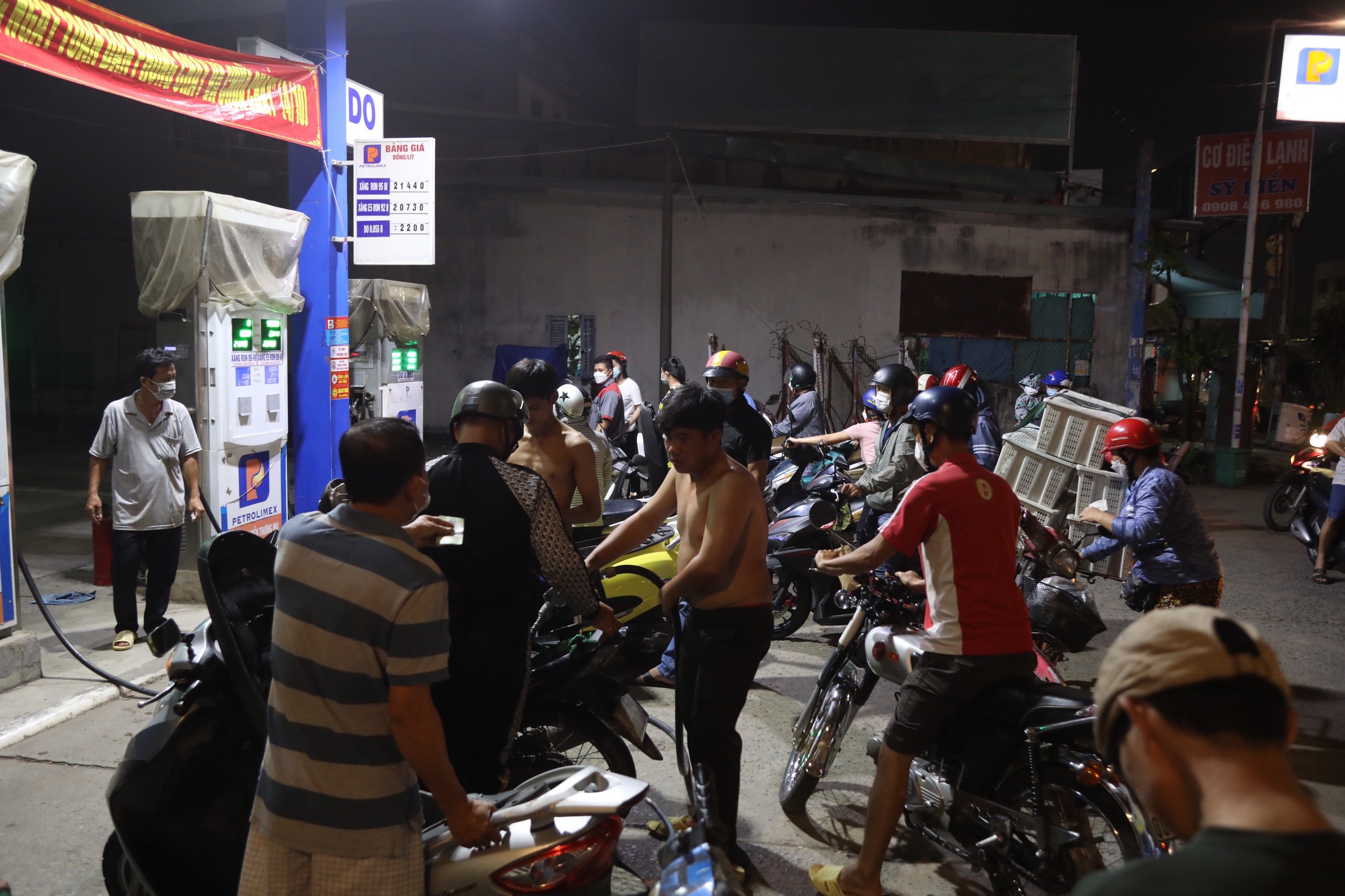 cay xang het xang anh 6