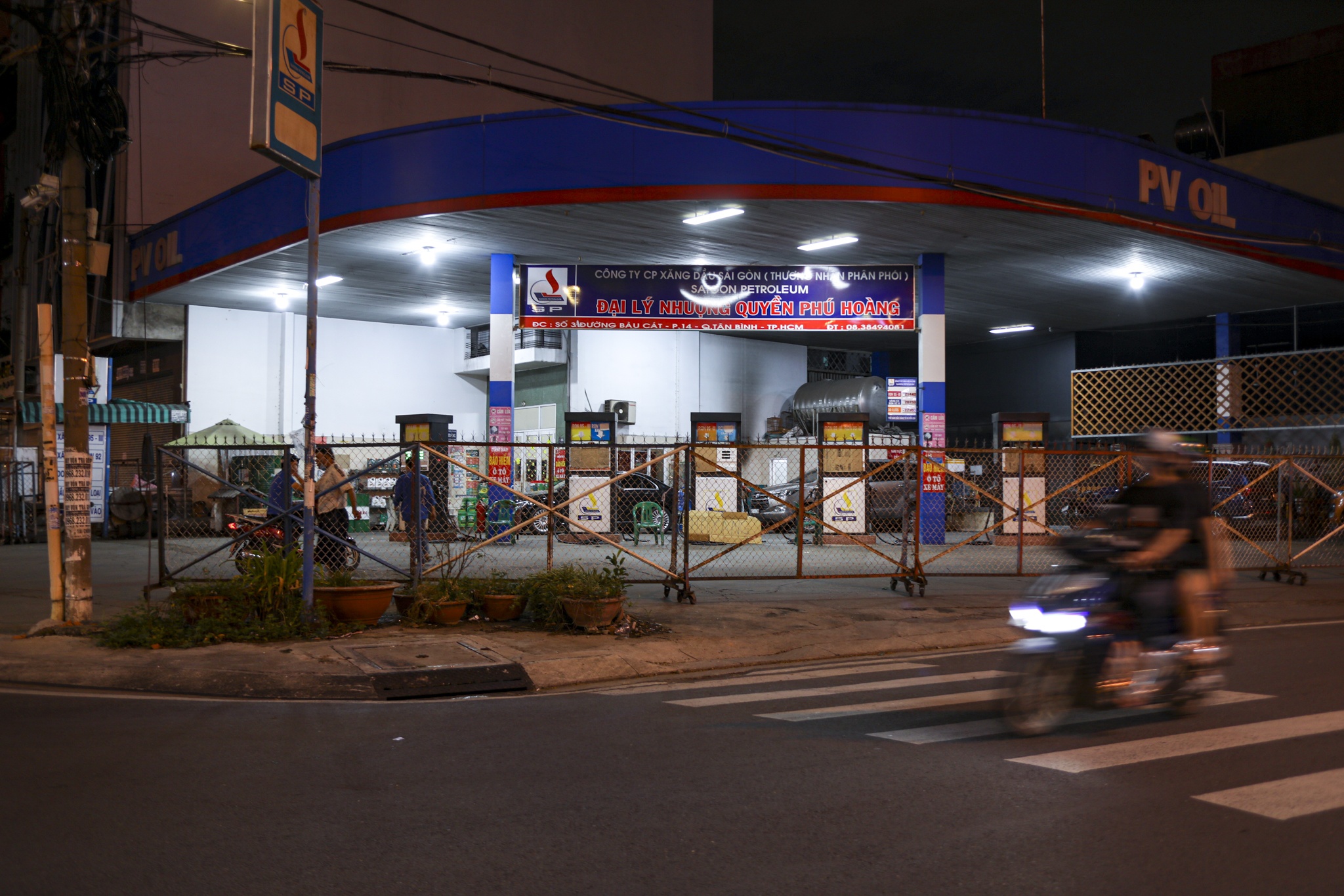 cay xang TP.HCM,  cay xang het xang anh 11