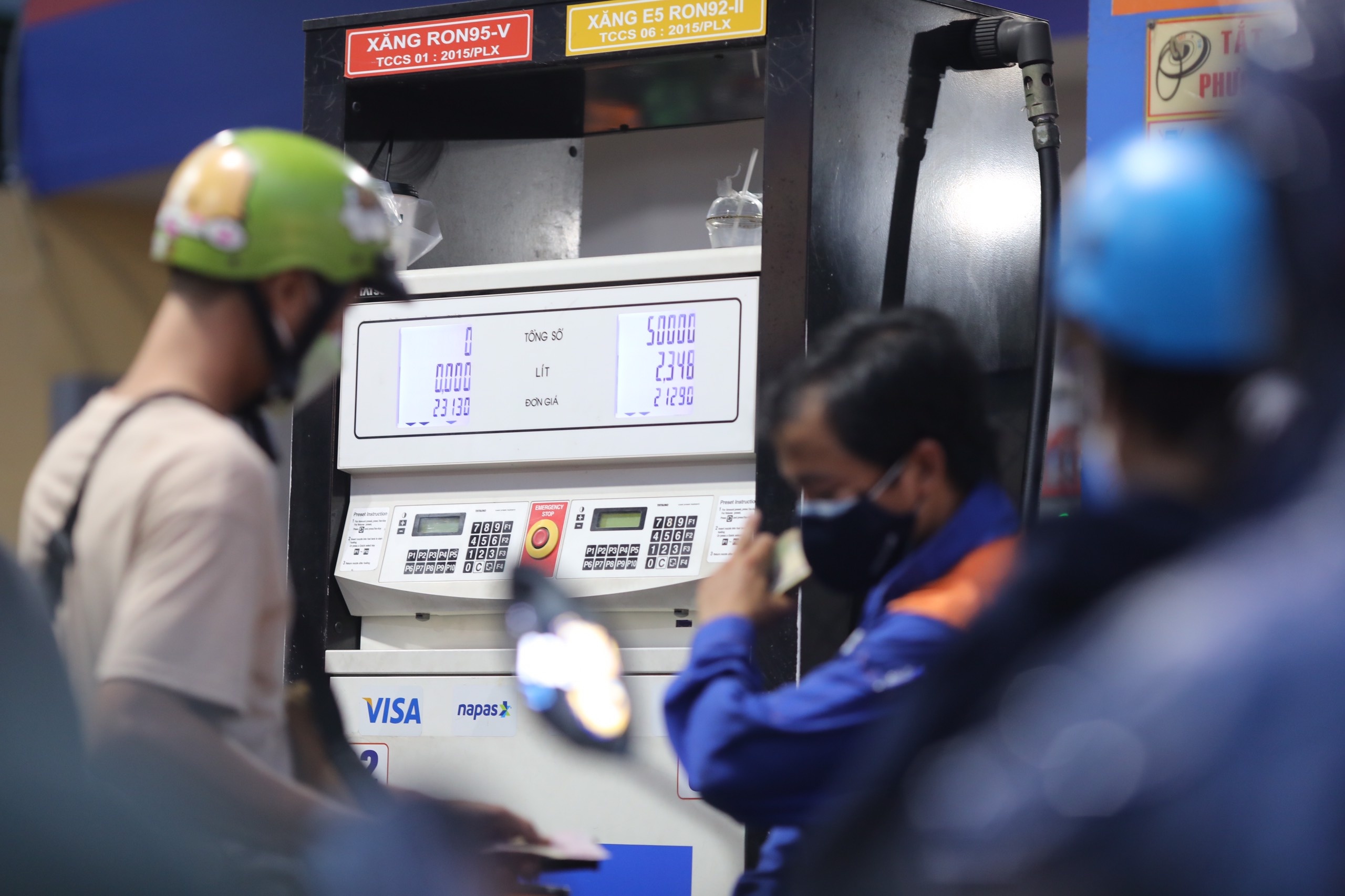 tphcm thieu xang anh 6