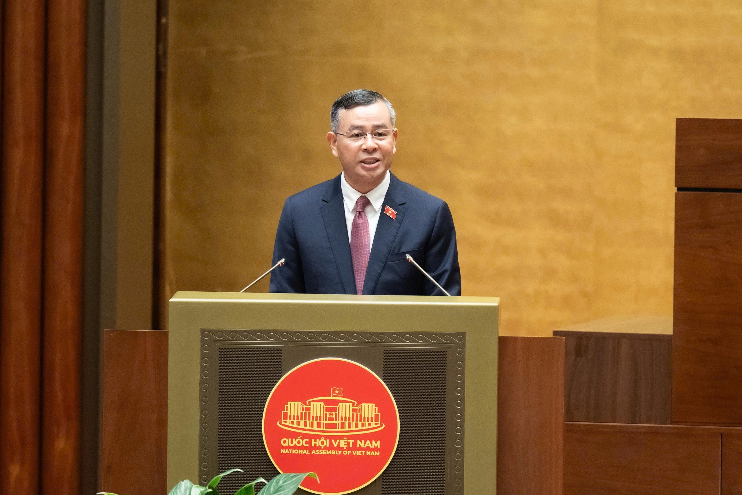 Bo truong Tai Chinh giai trinh gi ve ke hoach tang truong hai con so? hinh anh