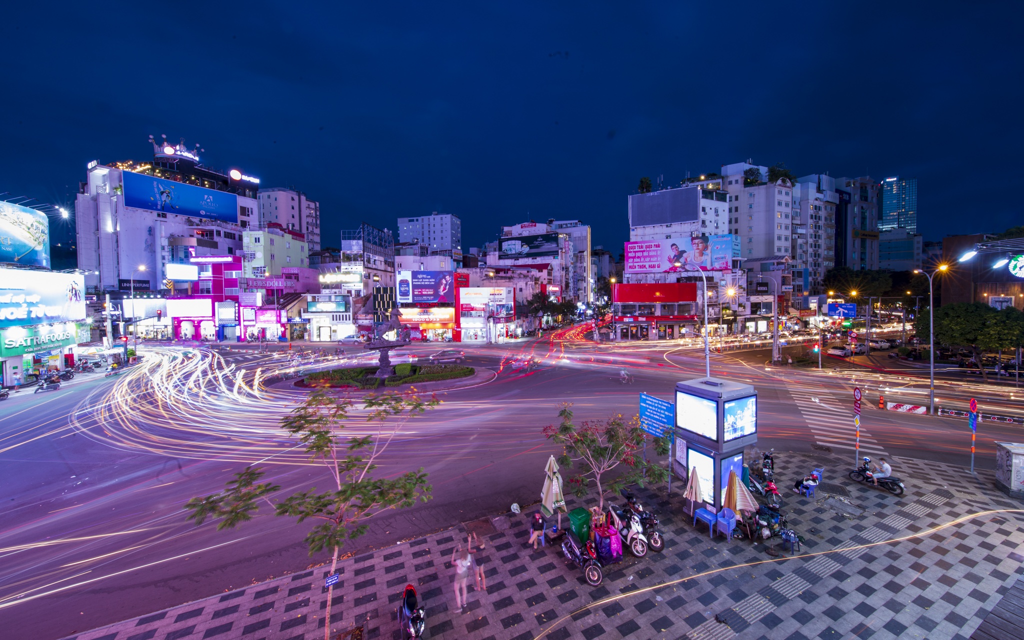 Nga 6 Phu Dong anh 11