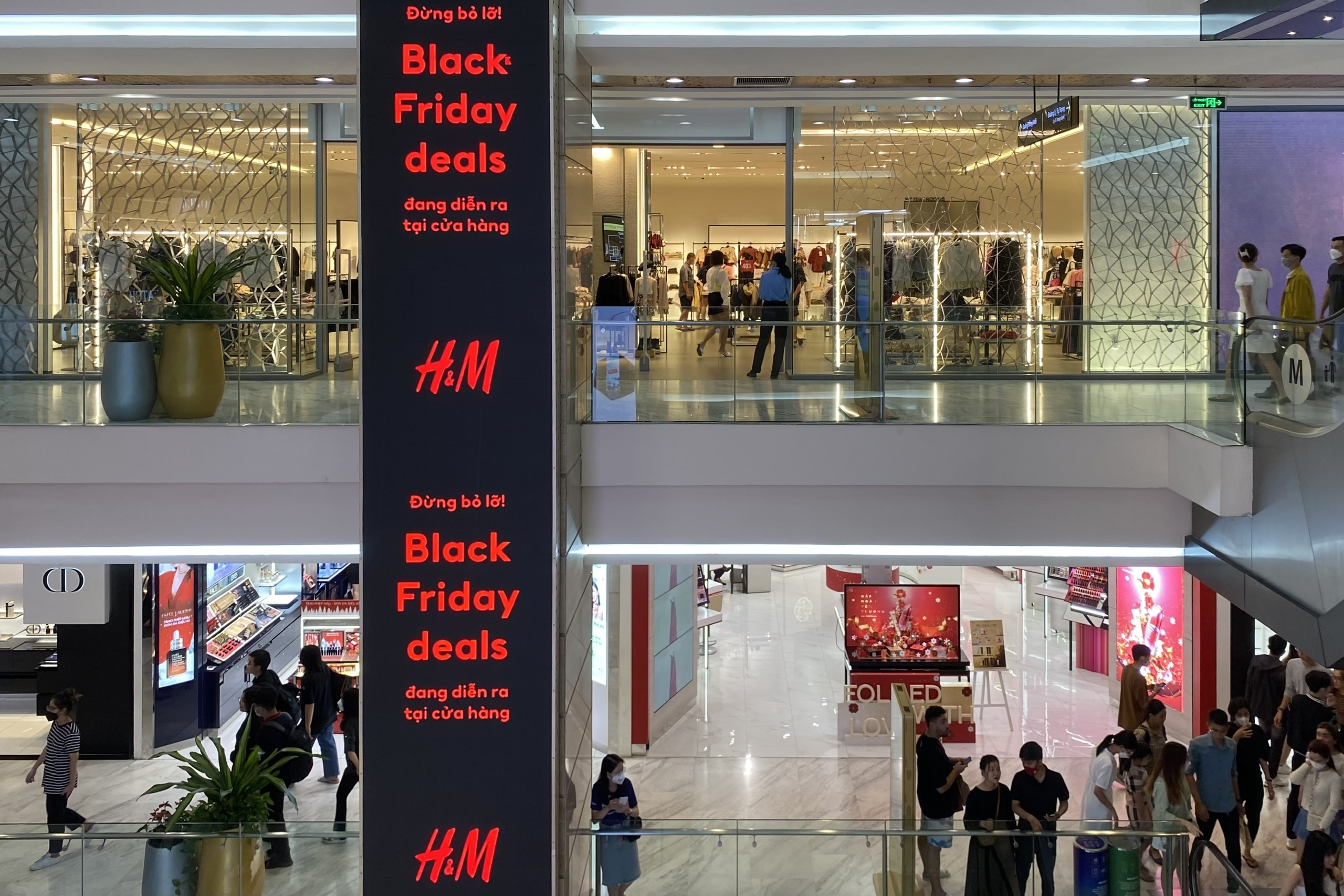 Giam gia Black Friday anh 2