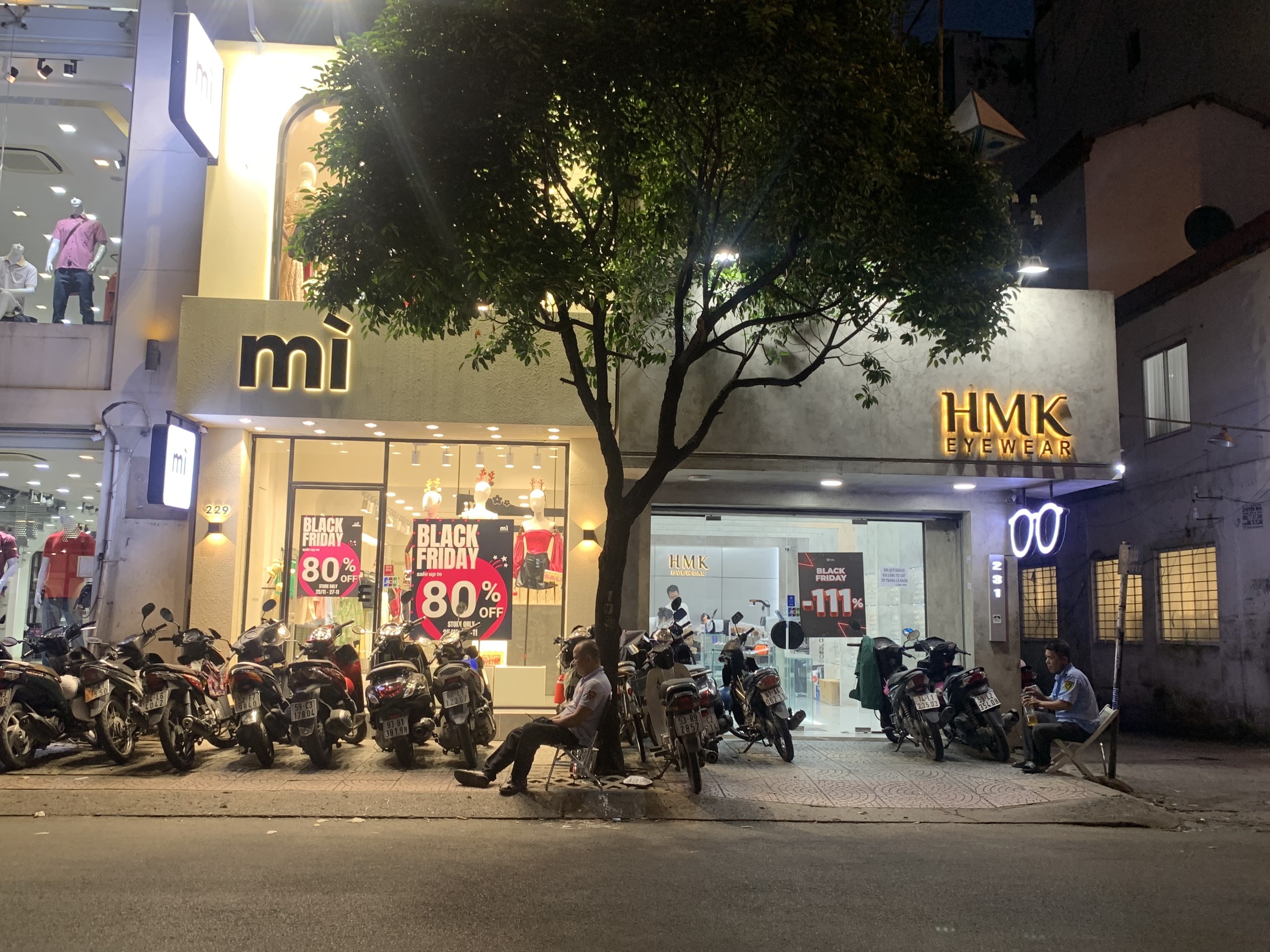 giam gia Black Friday anh 4