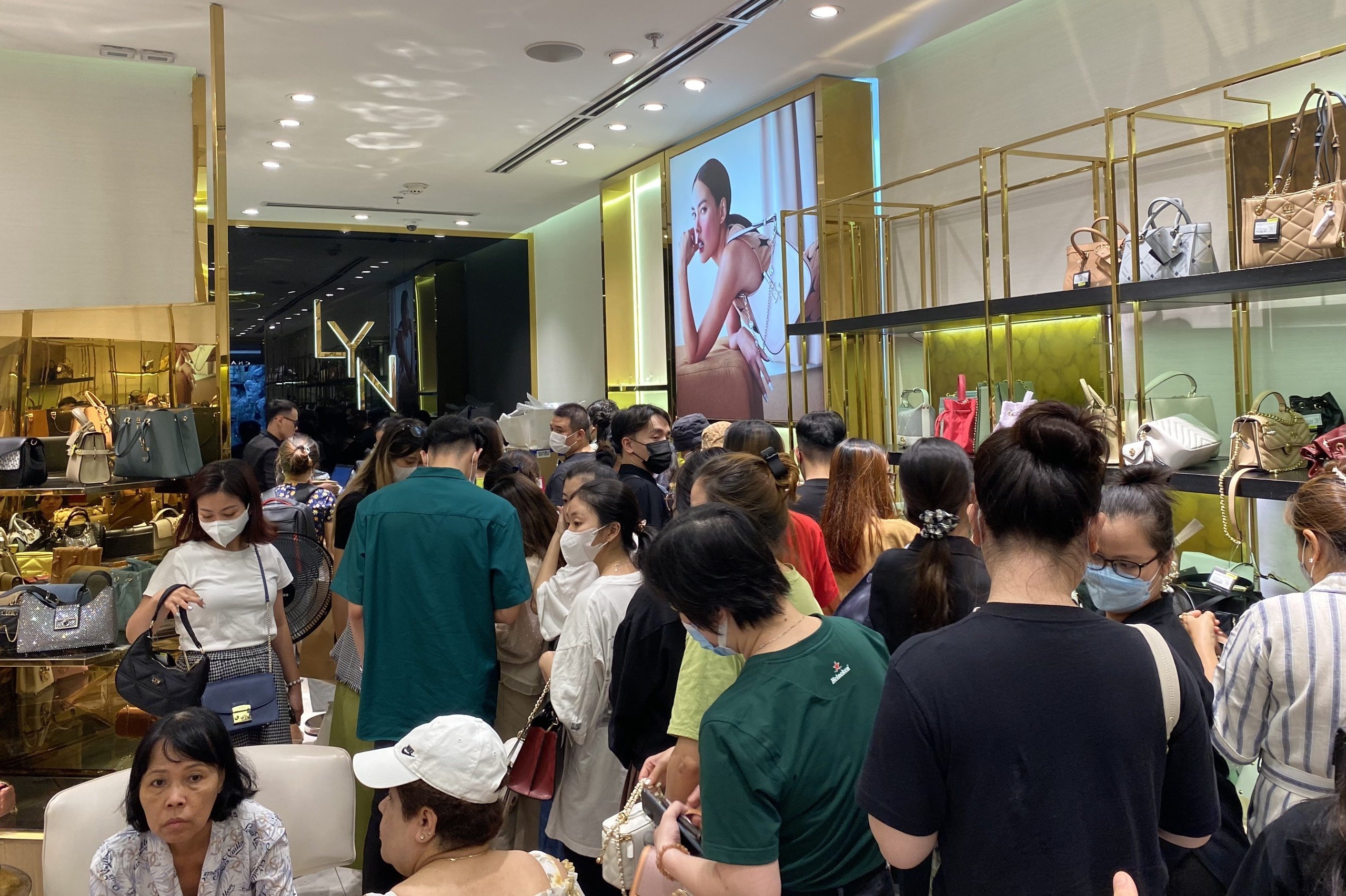 black friday giảm giá ảnh 2 black friday giam gia anh 2