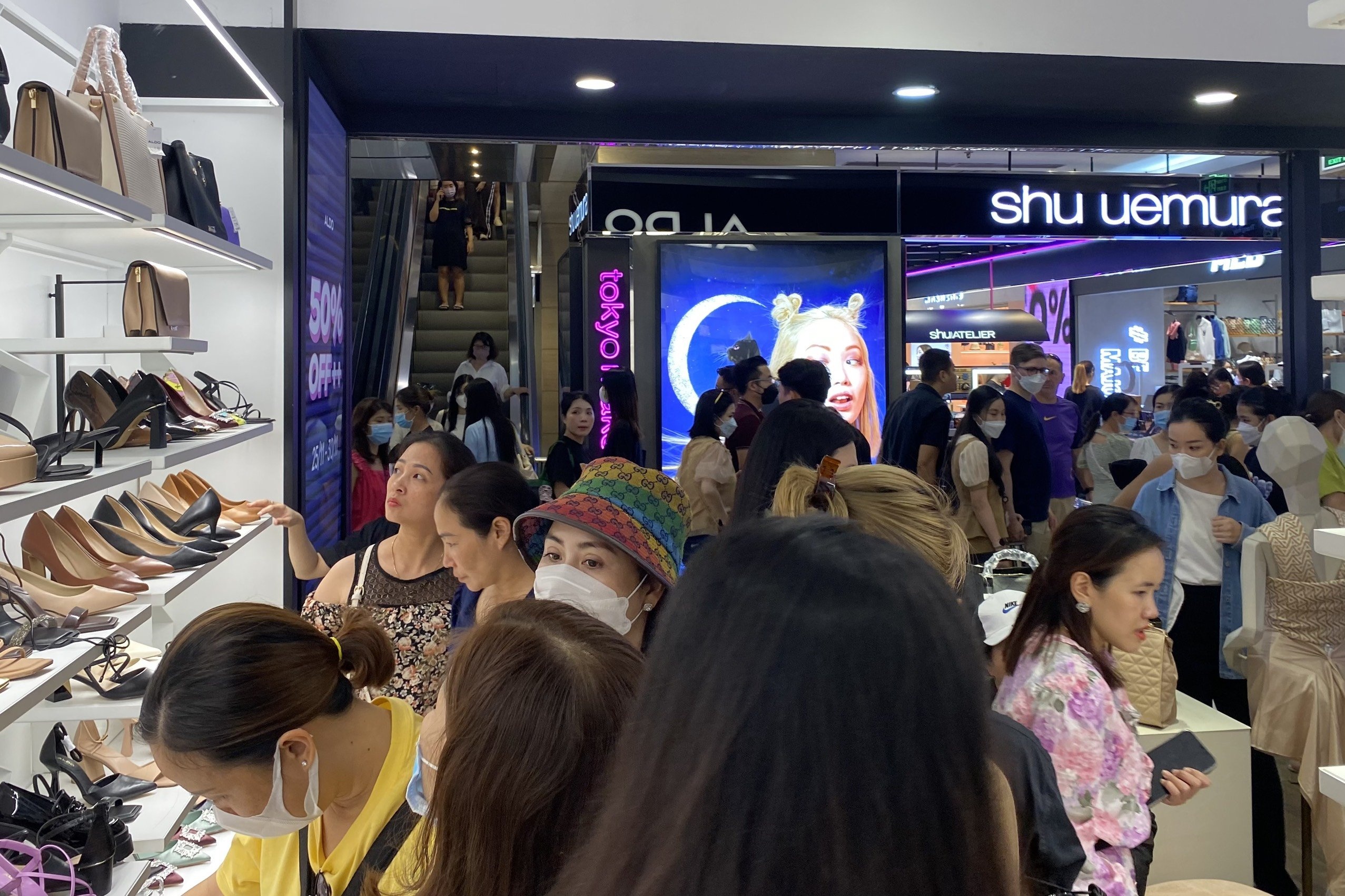 black friday giam gia anh 1