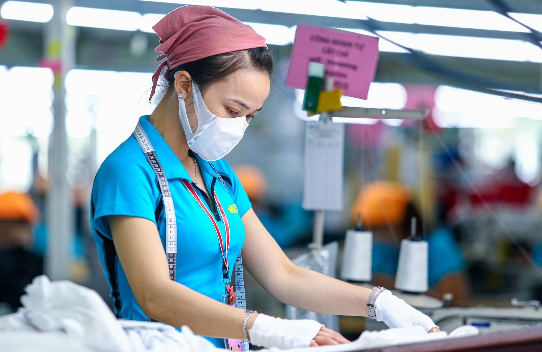 TP.HCM can tuyen hon 14.000 lao dong sau Tet hinh anh