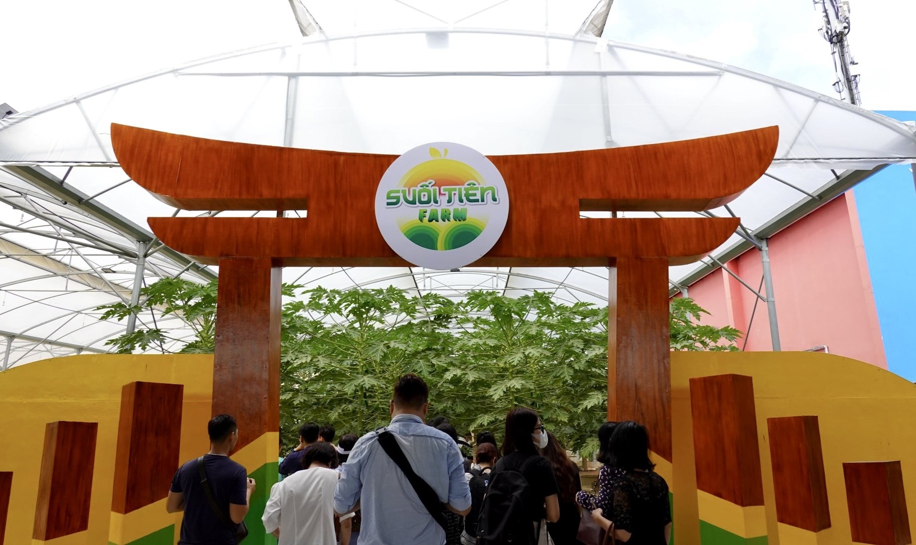 Khu du lich Suoi Tien muon lay lai luong khach nhu nam 2019 hinh anh