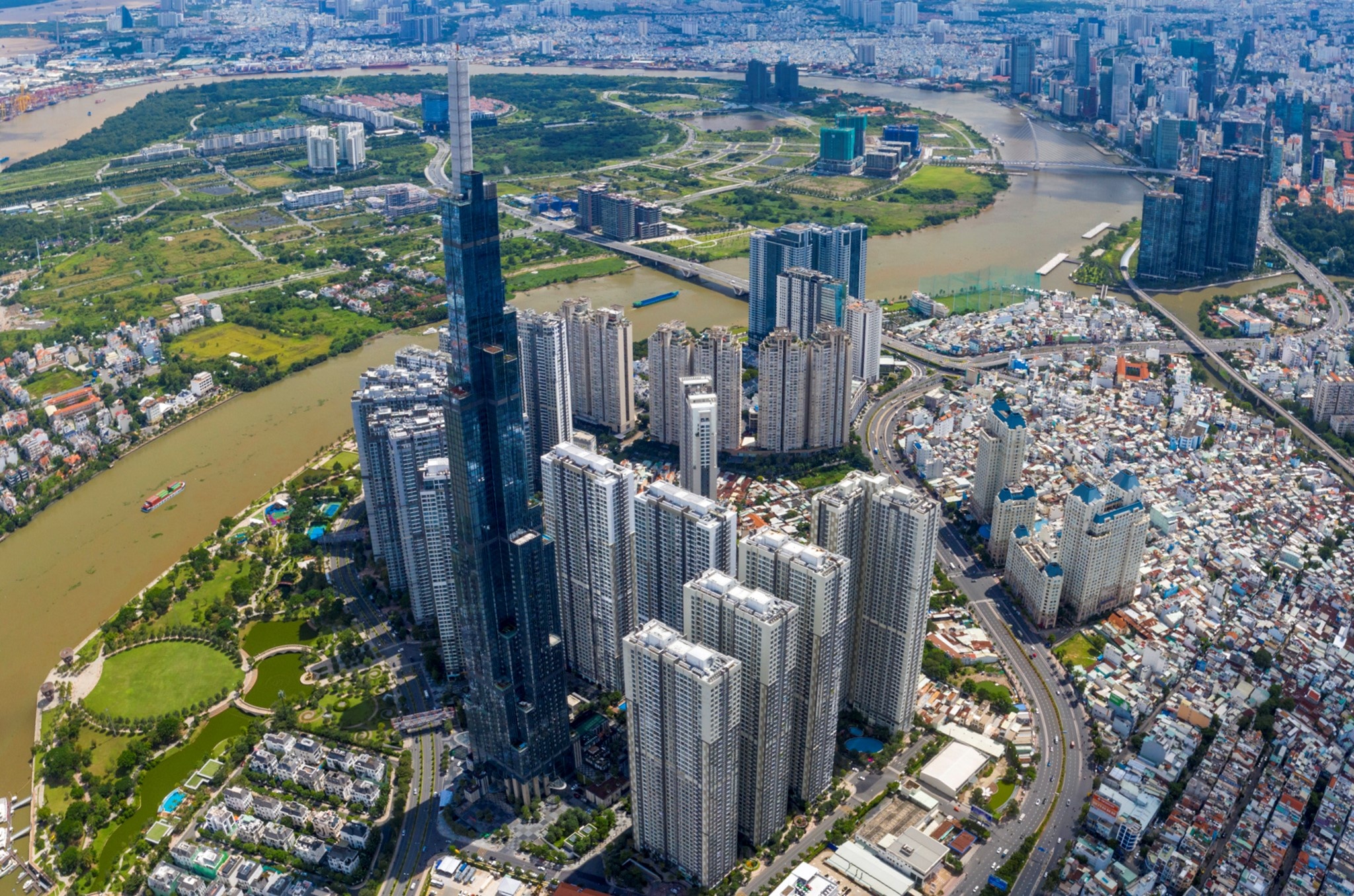 Loat doanh nghiep bat dong san bao lai hang tram ty dong hinh anh