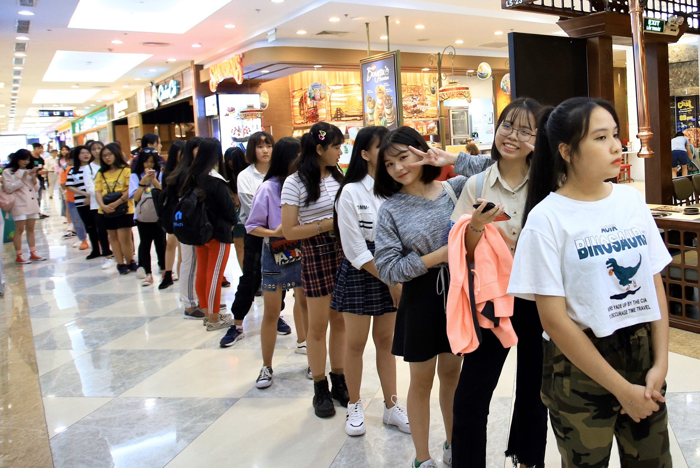 trung tam thuong mai anh 7