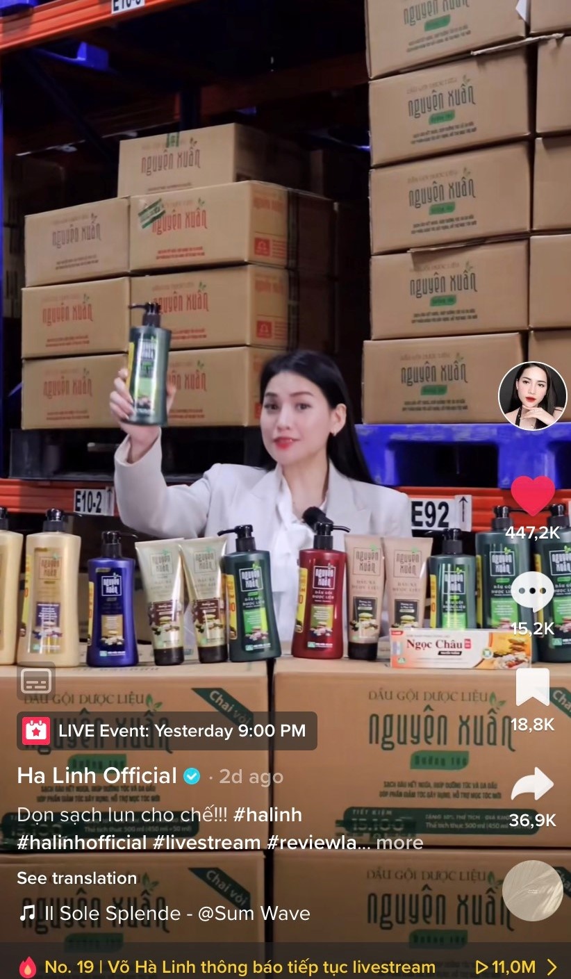 livestream cua chien than review,  ha linh tiktok shop anh 1