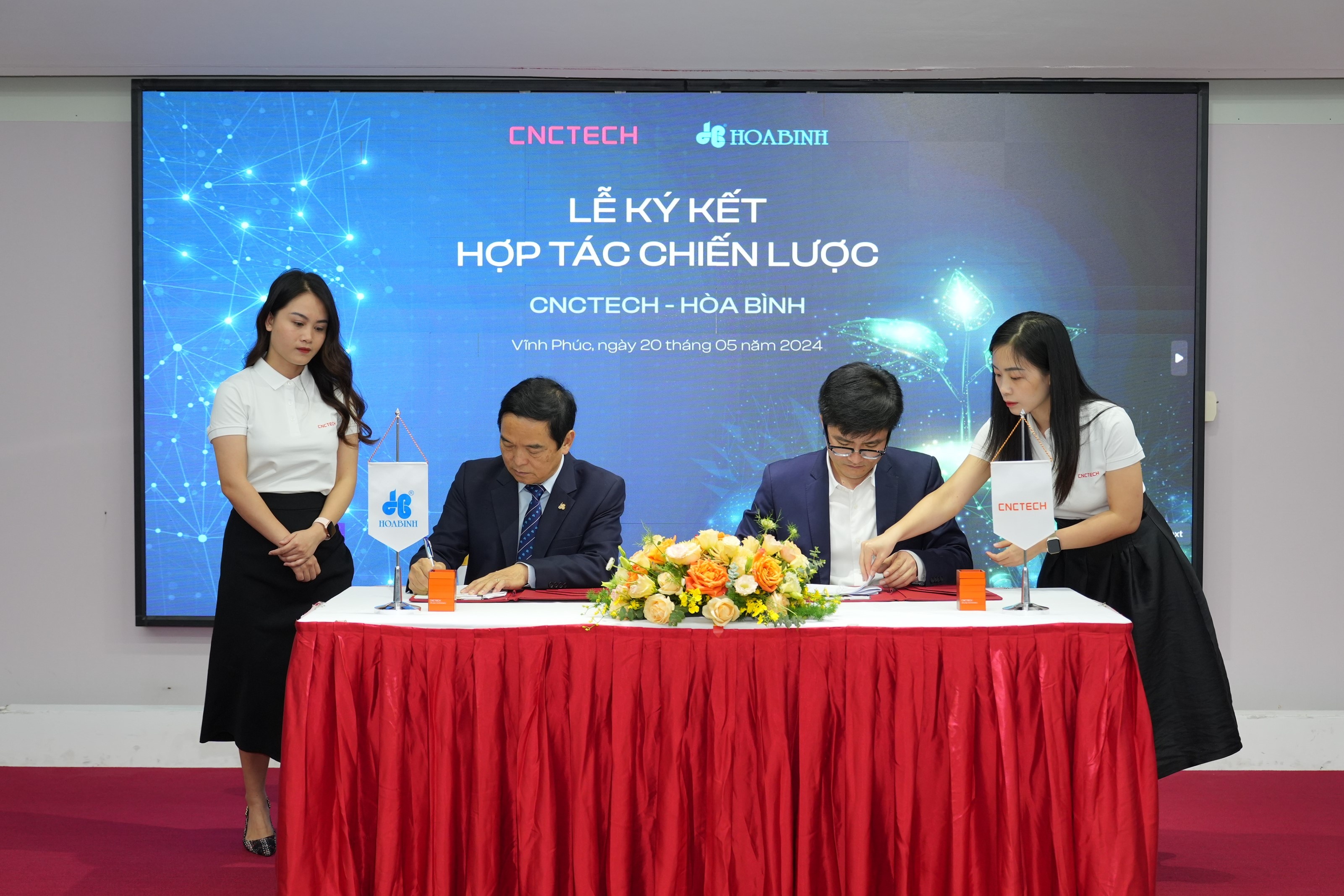 nha thau xay dung,  bat dong san anh 1