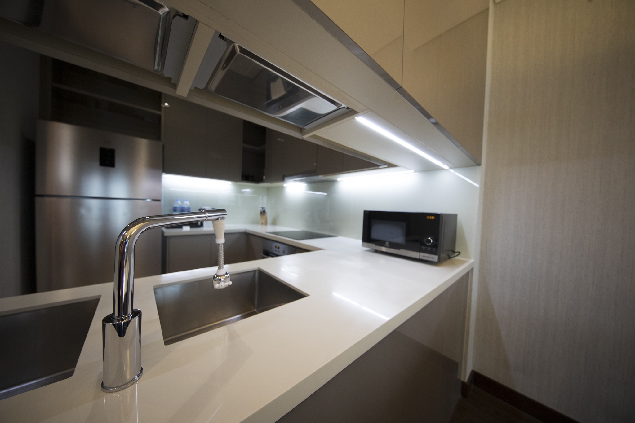 can ho dich vu,  can ho cho thue anh 6