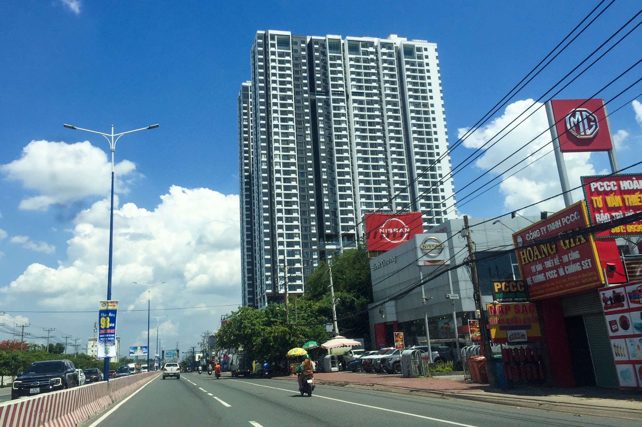 du an bat dong san anh 13